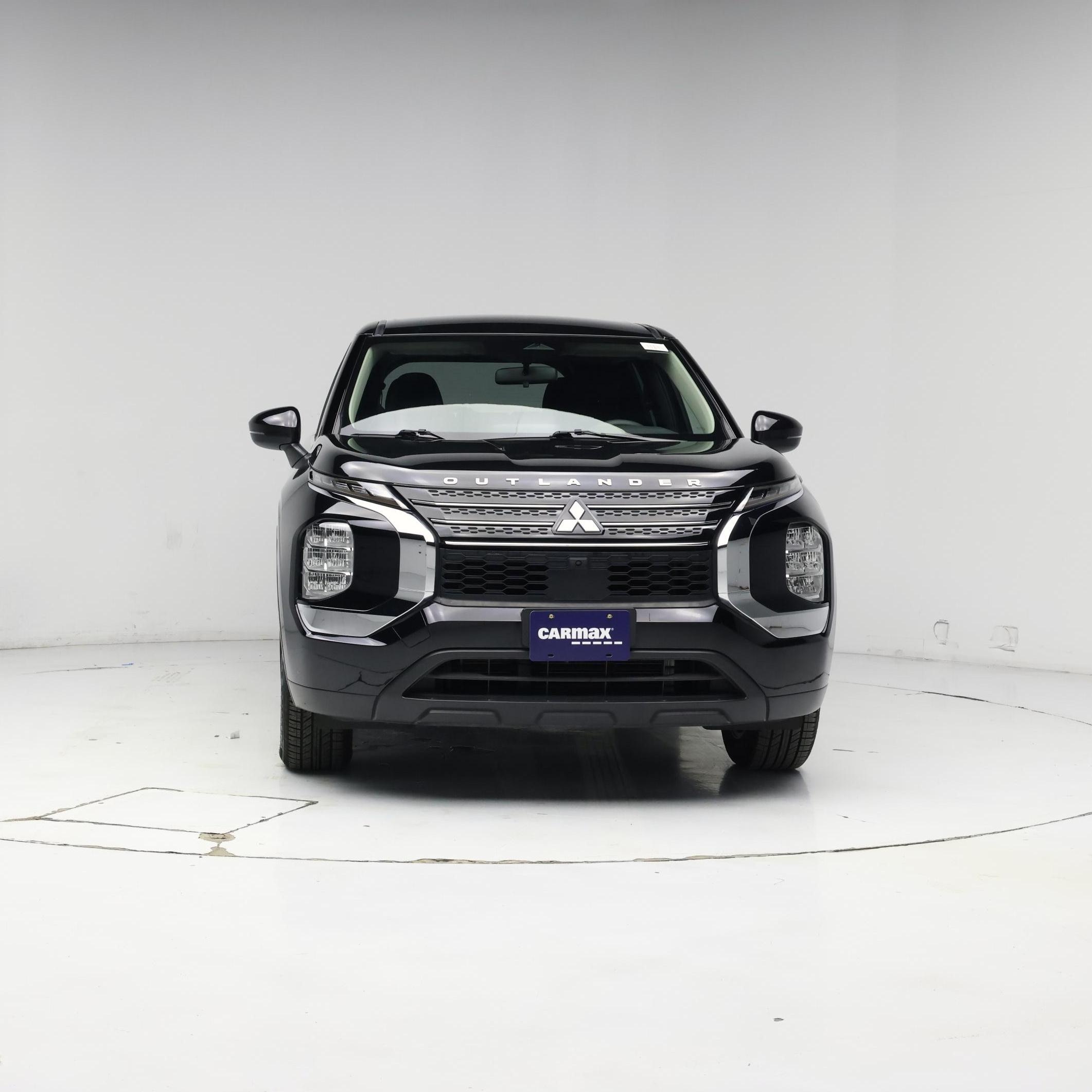 Thumbnail: 2023 Mitsubishi Outlander - 5