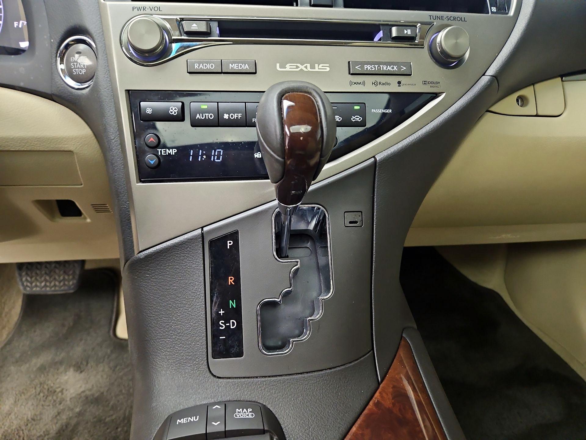 Thumbnail: 2015 Lexus RX - 17