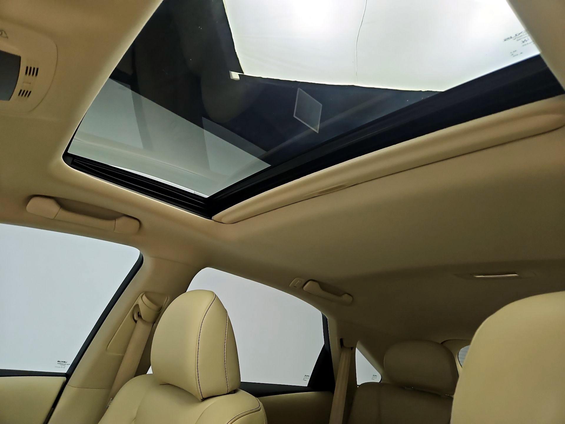 Thumbnail: 2015 Lexus RX - 19