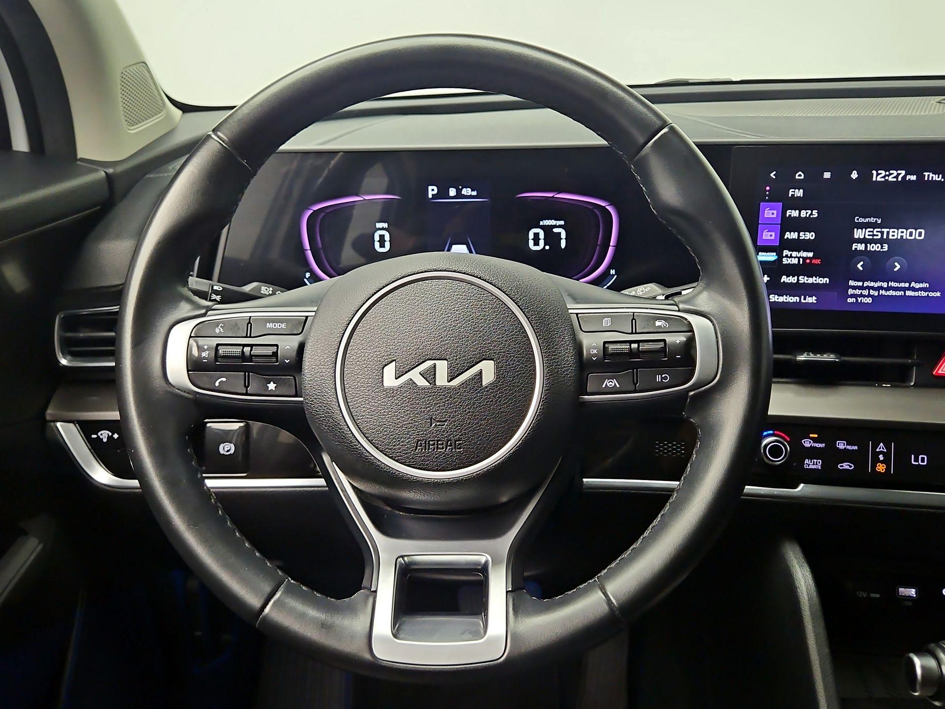 Thumbnail: 2023 Kia Sportage - 10