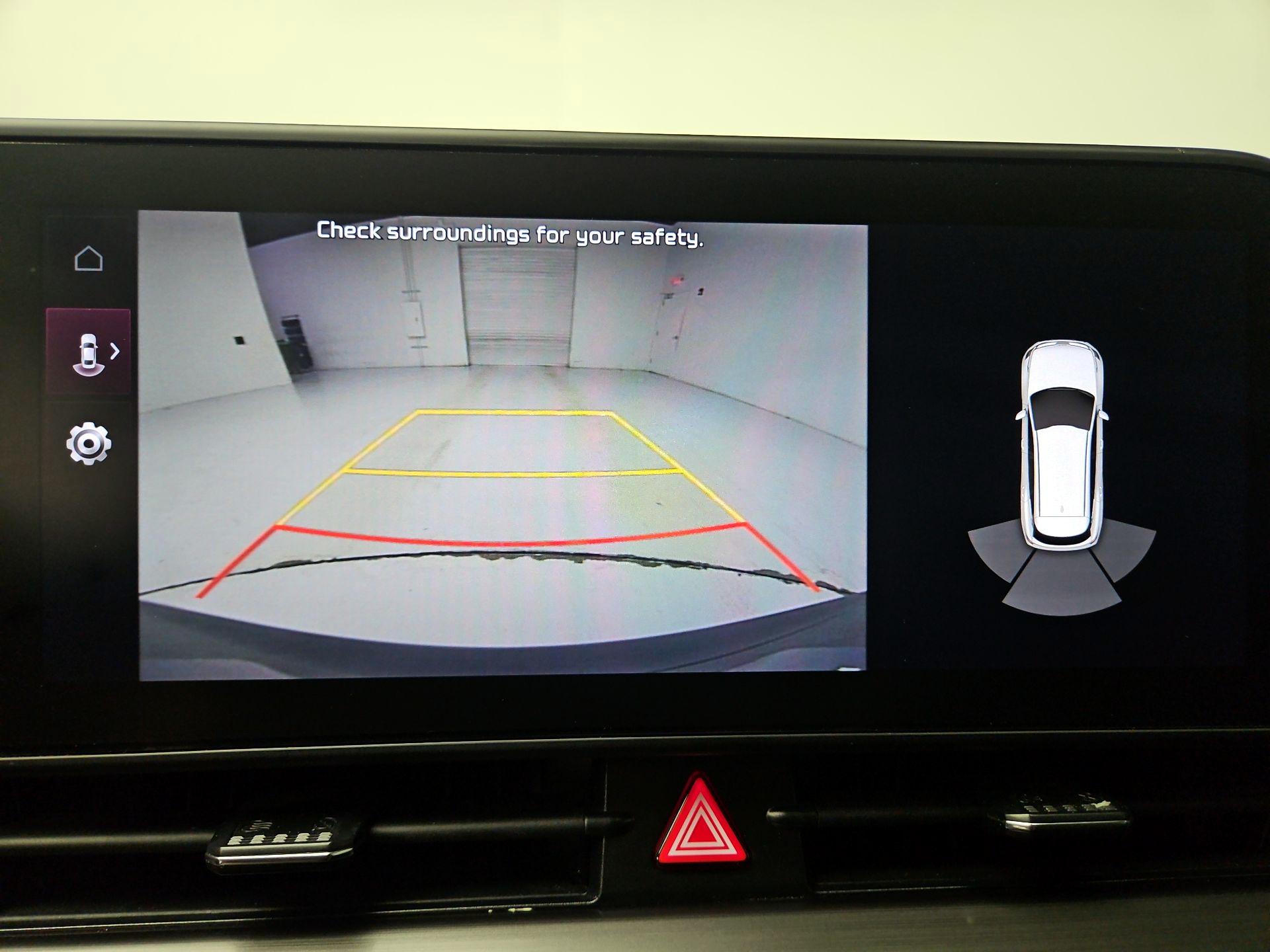 Thumbnail: 2023 Kia Sportage - 15