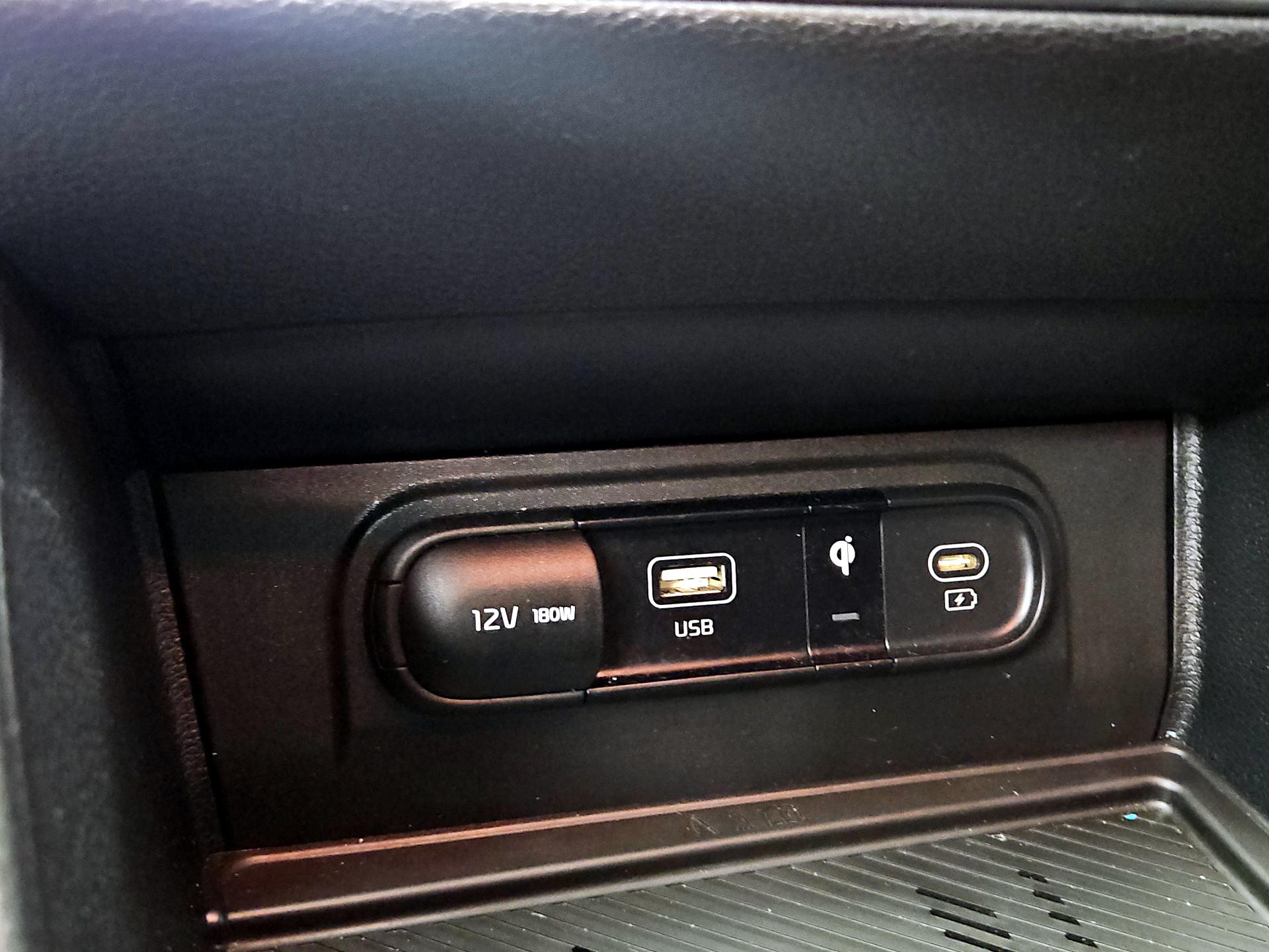 Thumbnail: 2023 Kia Sportage - 19