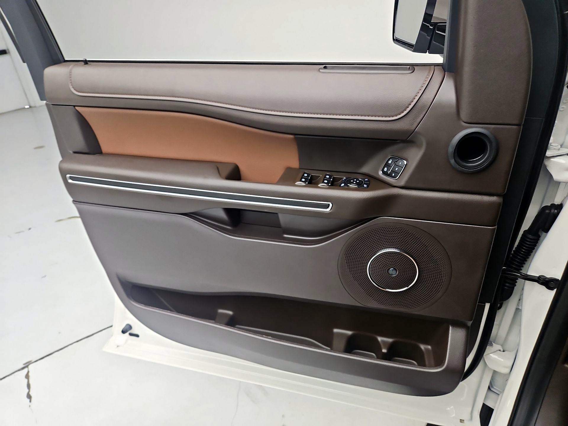 Thumbnail: 2024 Ford Expedition - 12
