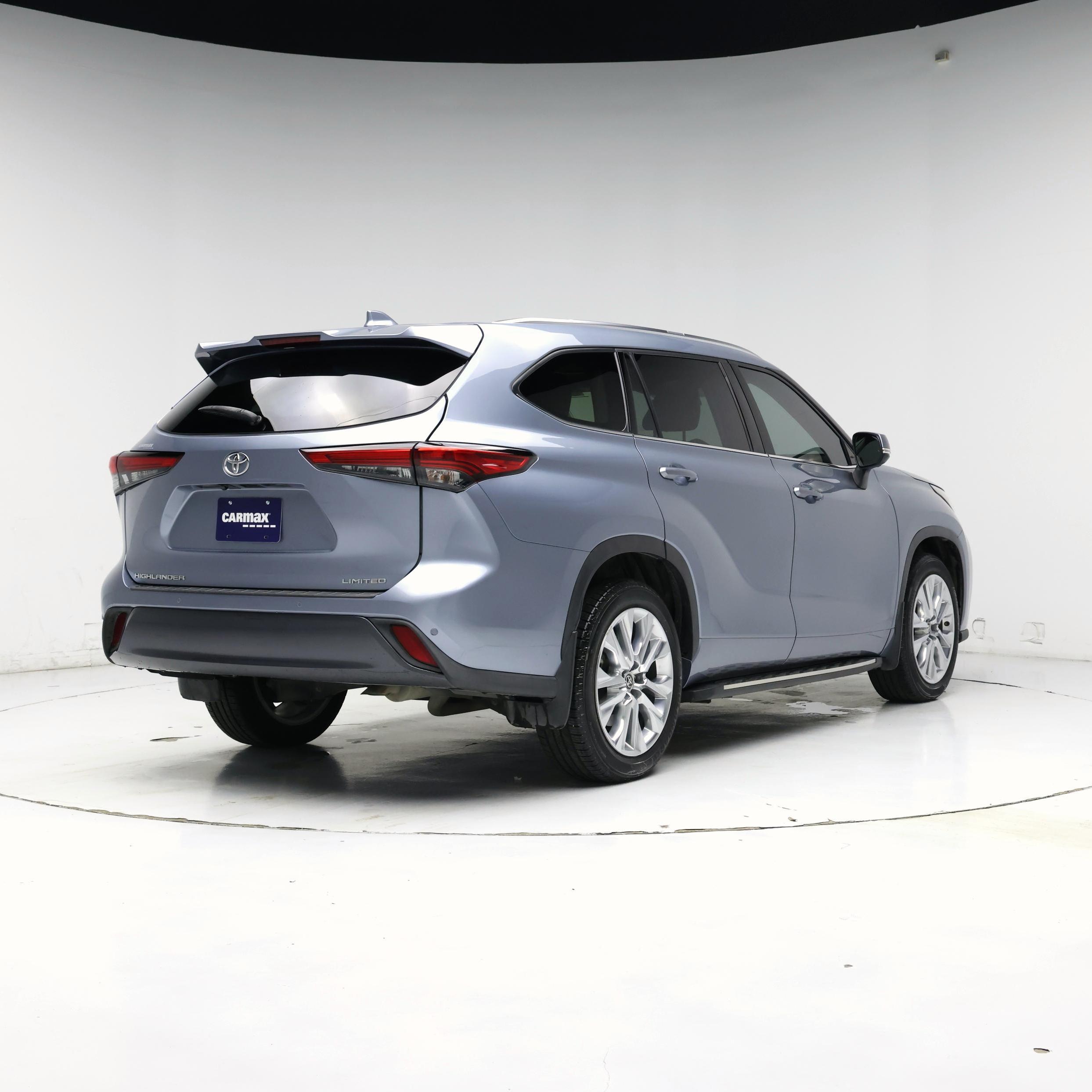 Thumbnail: 2022 Toyota Highlander - 8