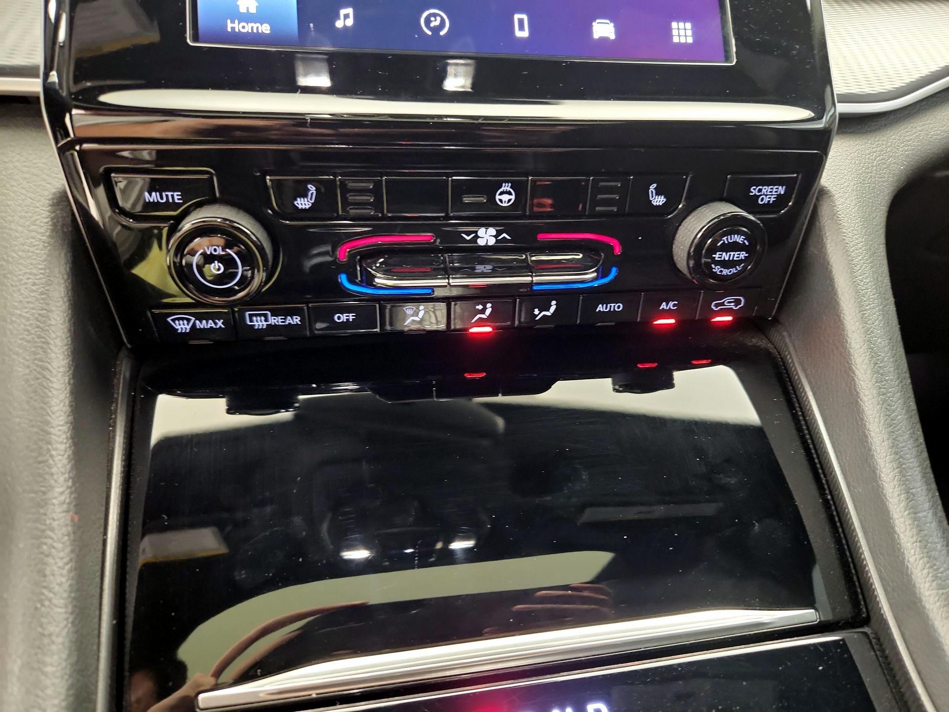 Thumbnail: 2023 Jeep Grand Cherokee - 16