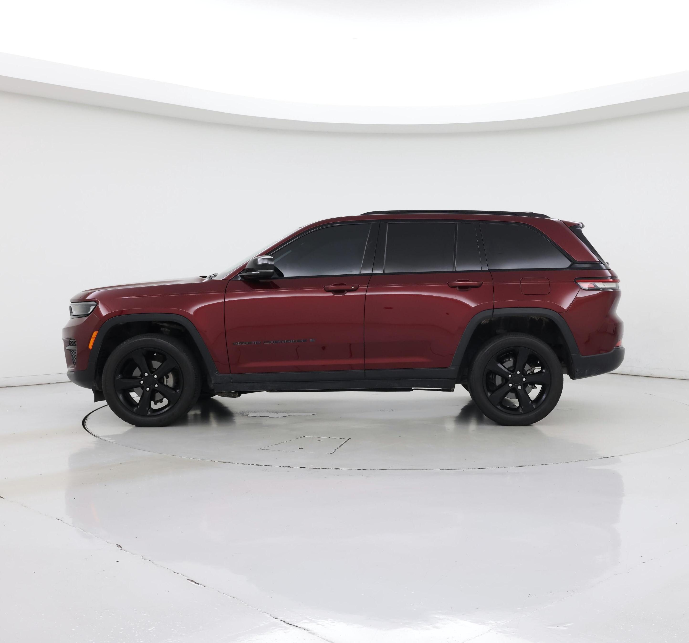 Thumbnail: 2023 Jeep Grand Cherokee - 3