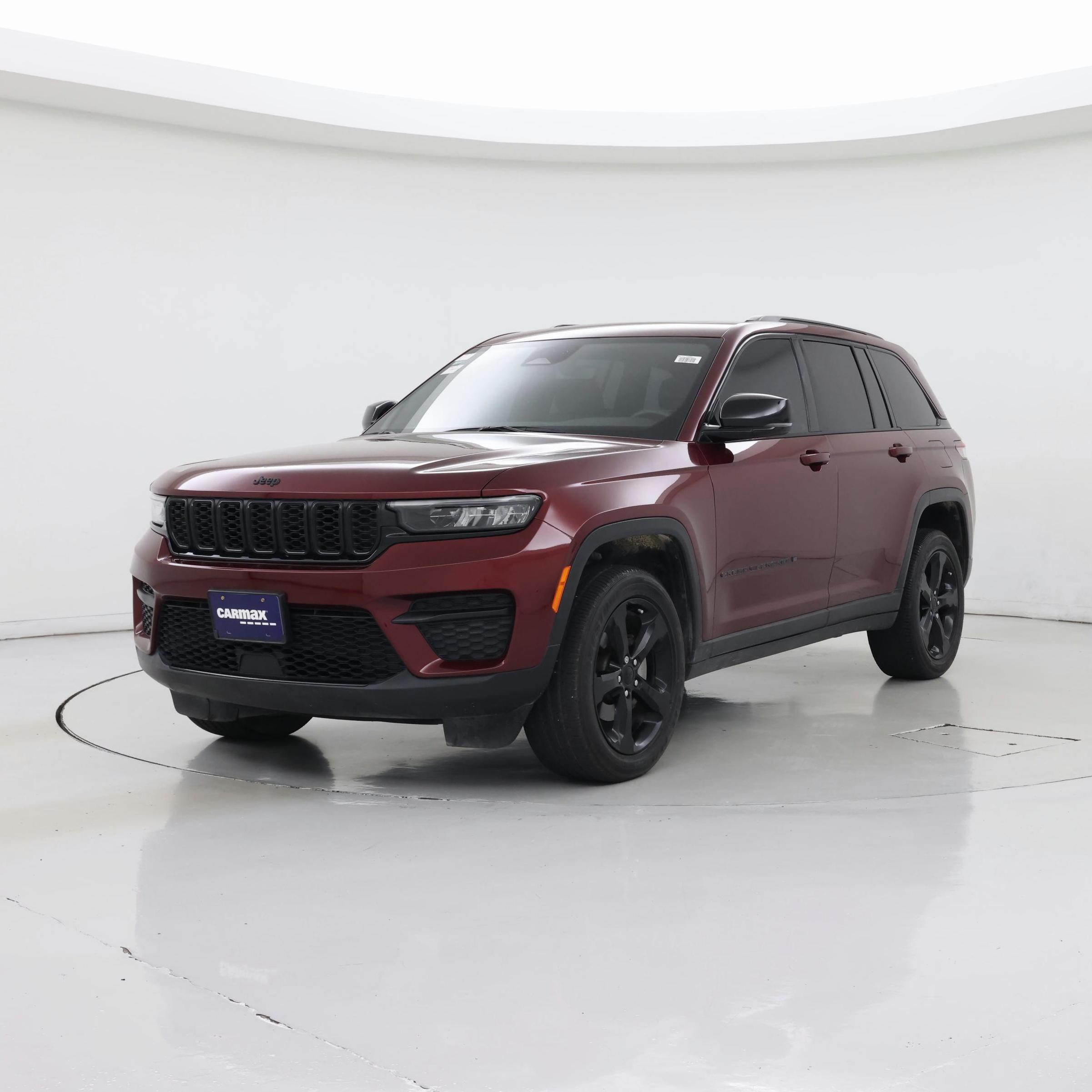 Thumbnail: 2023 Jeep Grand Cherokee - 4