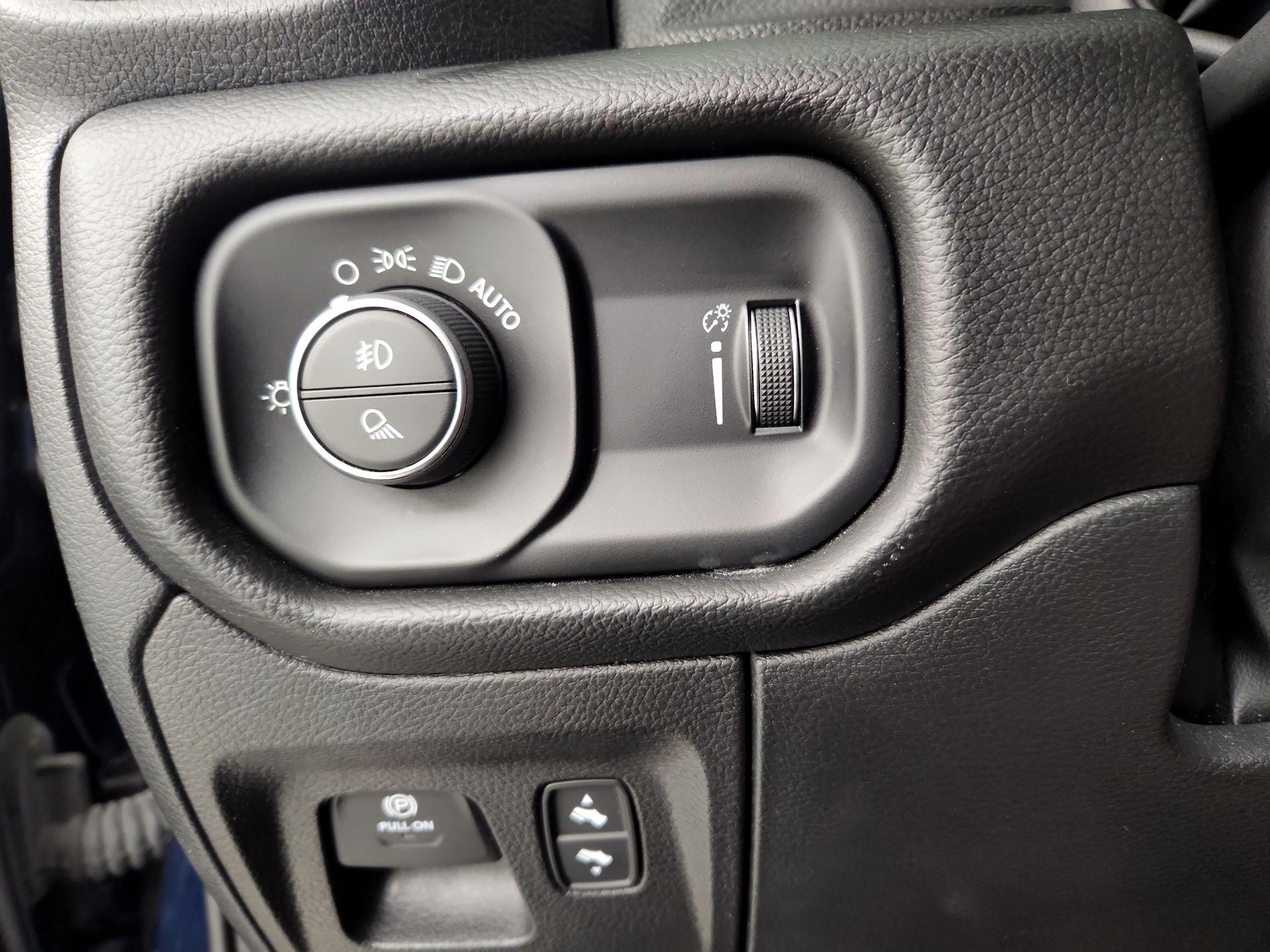 Thumbnail: 2022 RAM 1500 - 13
