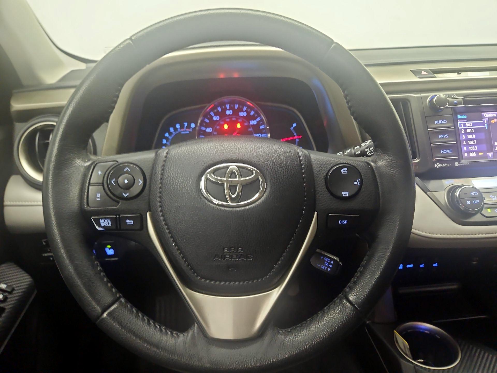 Thumbnail: 2015 Toyota RAV4 - 10