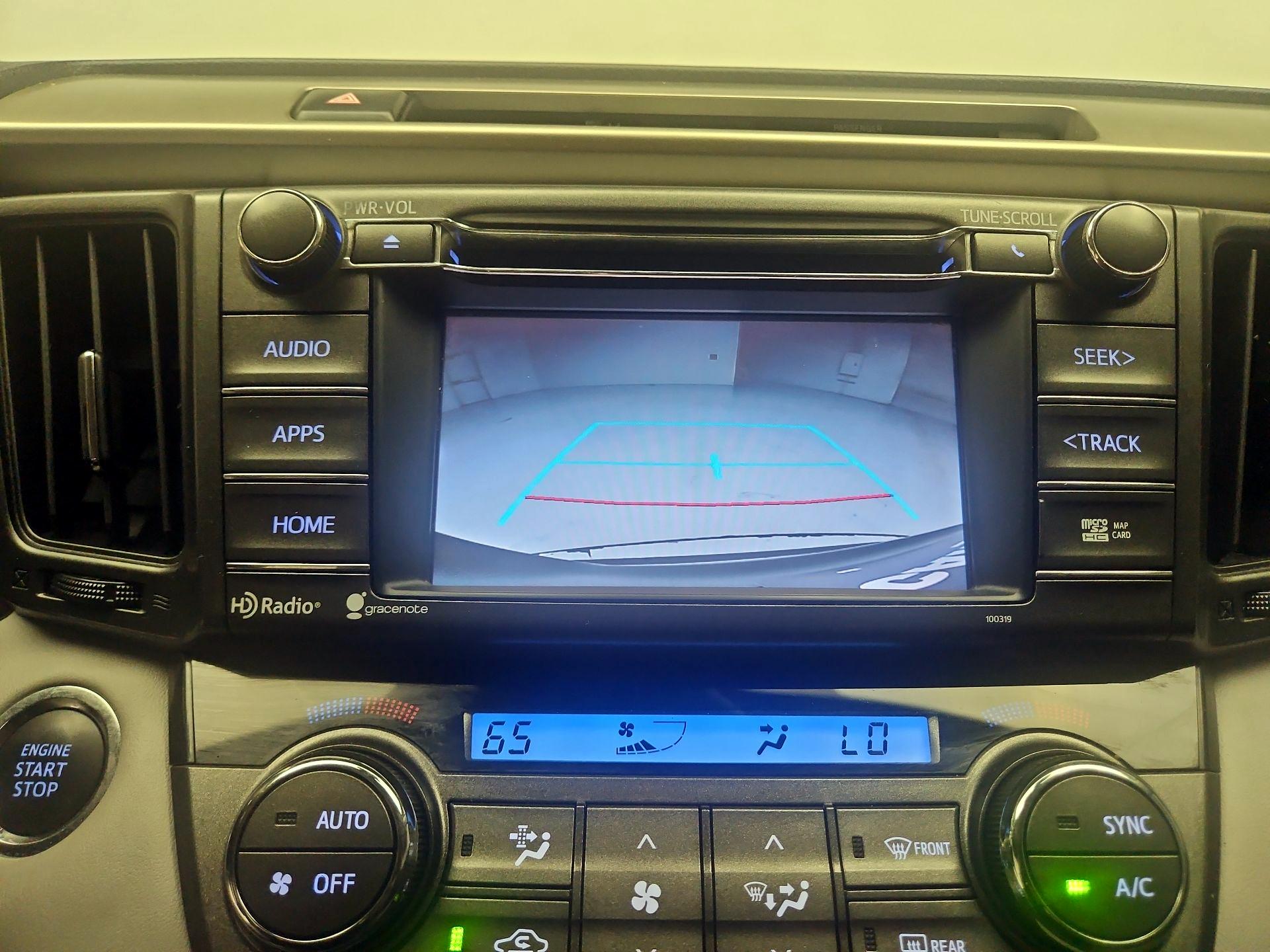 Thumbnail: 2015 Toyota RAV4 - 14
