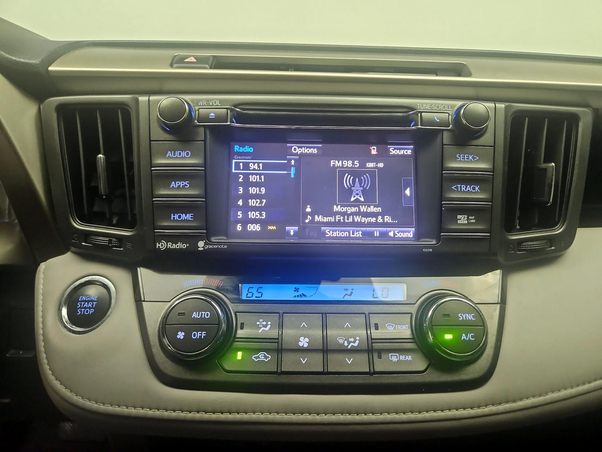 Thumbnail: 2015 Toyota RAV4 - 15