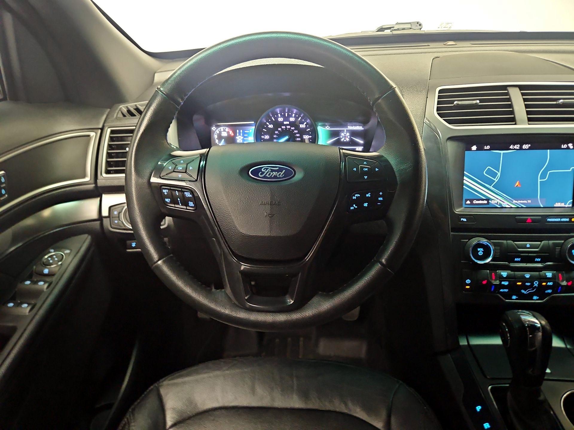 Thumbnail: 2018 Ford Explorer - 10