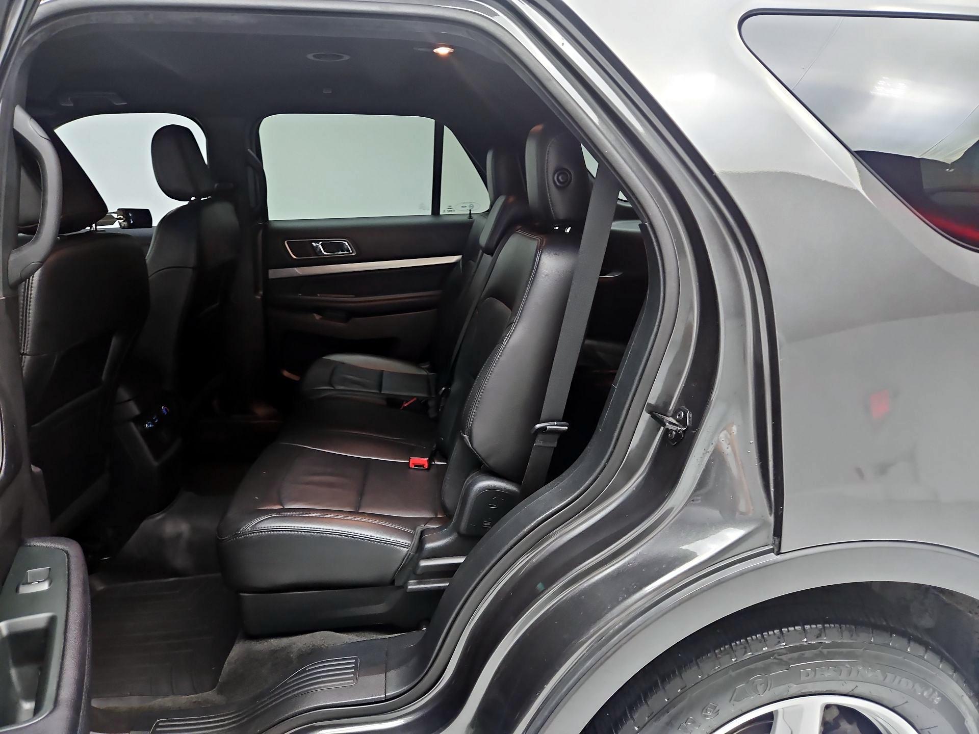 Thumbnail: 2018 Ford Explorer - 20