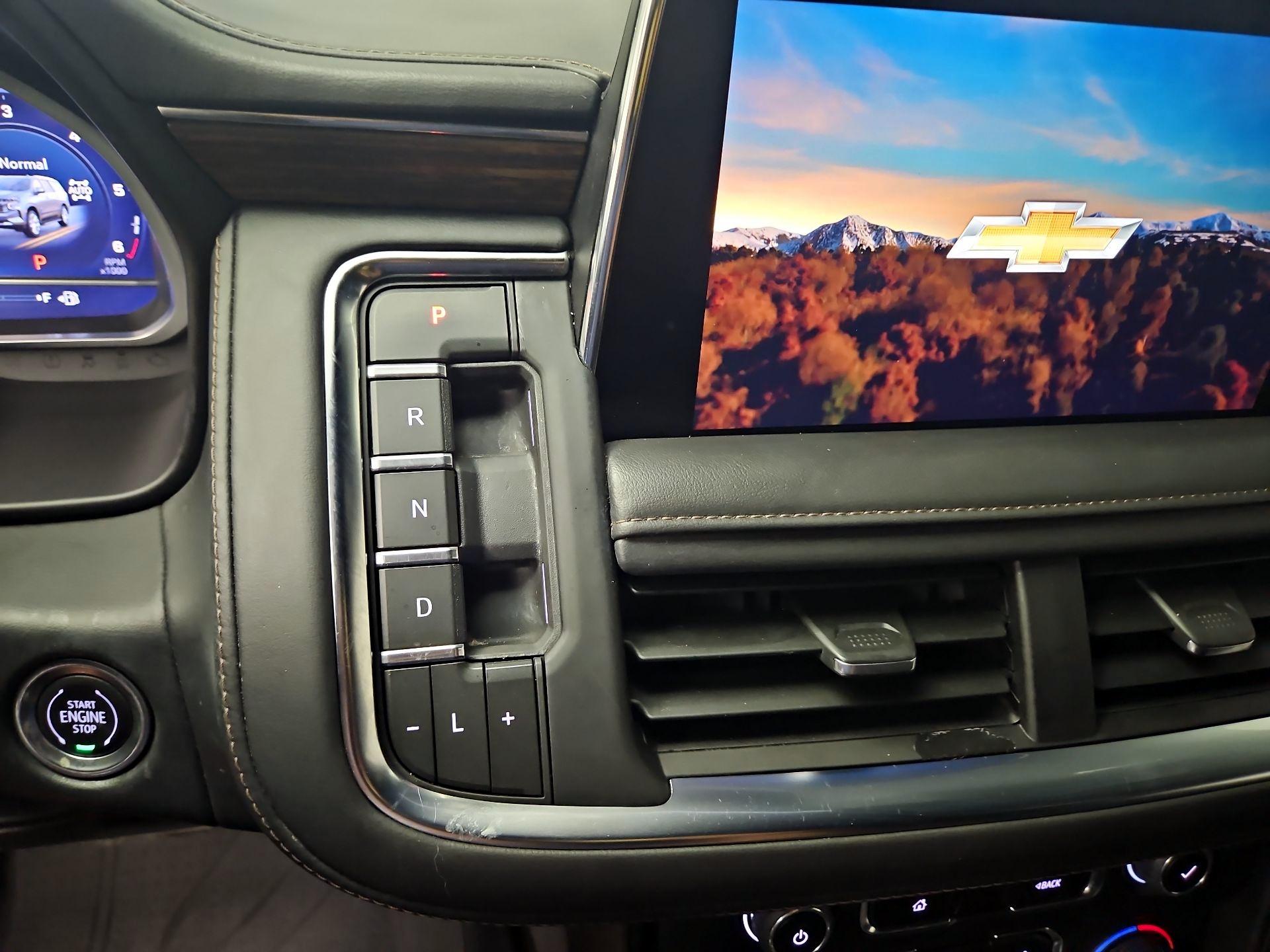 Thumbnail: 2023 Chevrolet Tahoe - 17