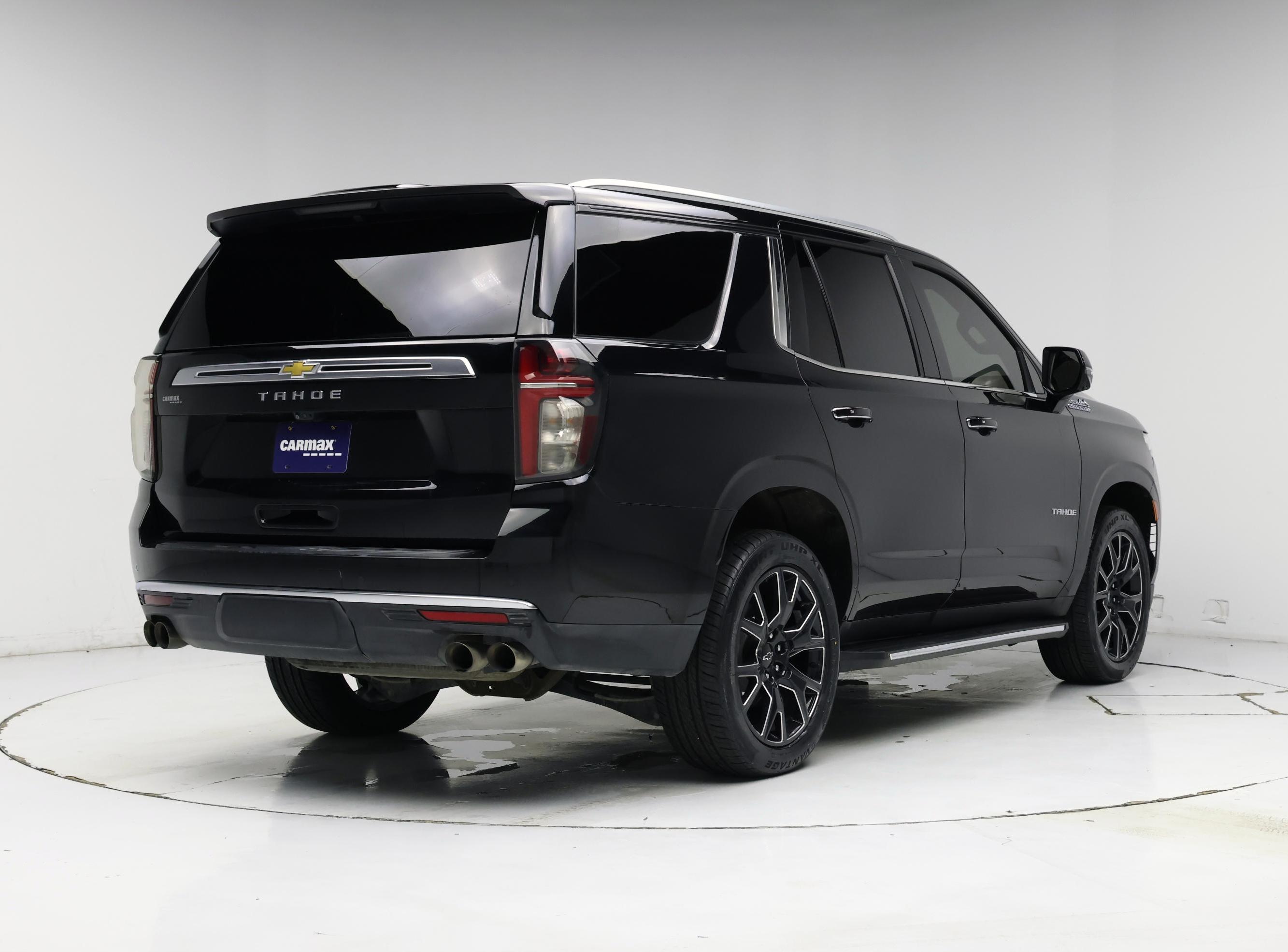 Thumbnail: 2023 Chevrolet Tahoe - 8