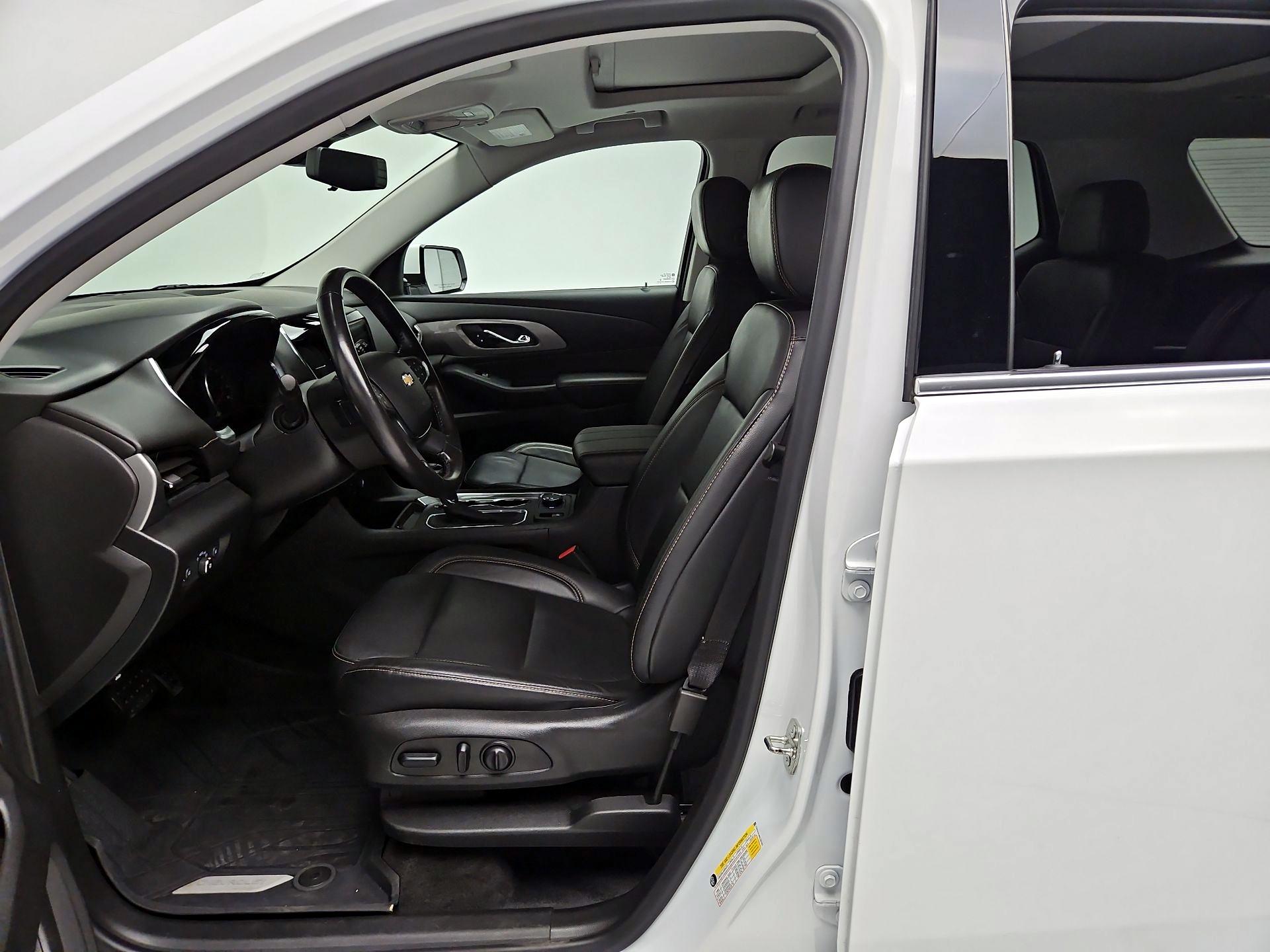 Thumbnail: 2019 Chevrolet Traverse - 11