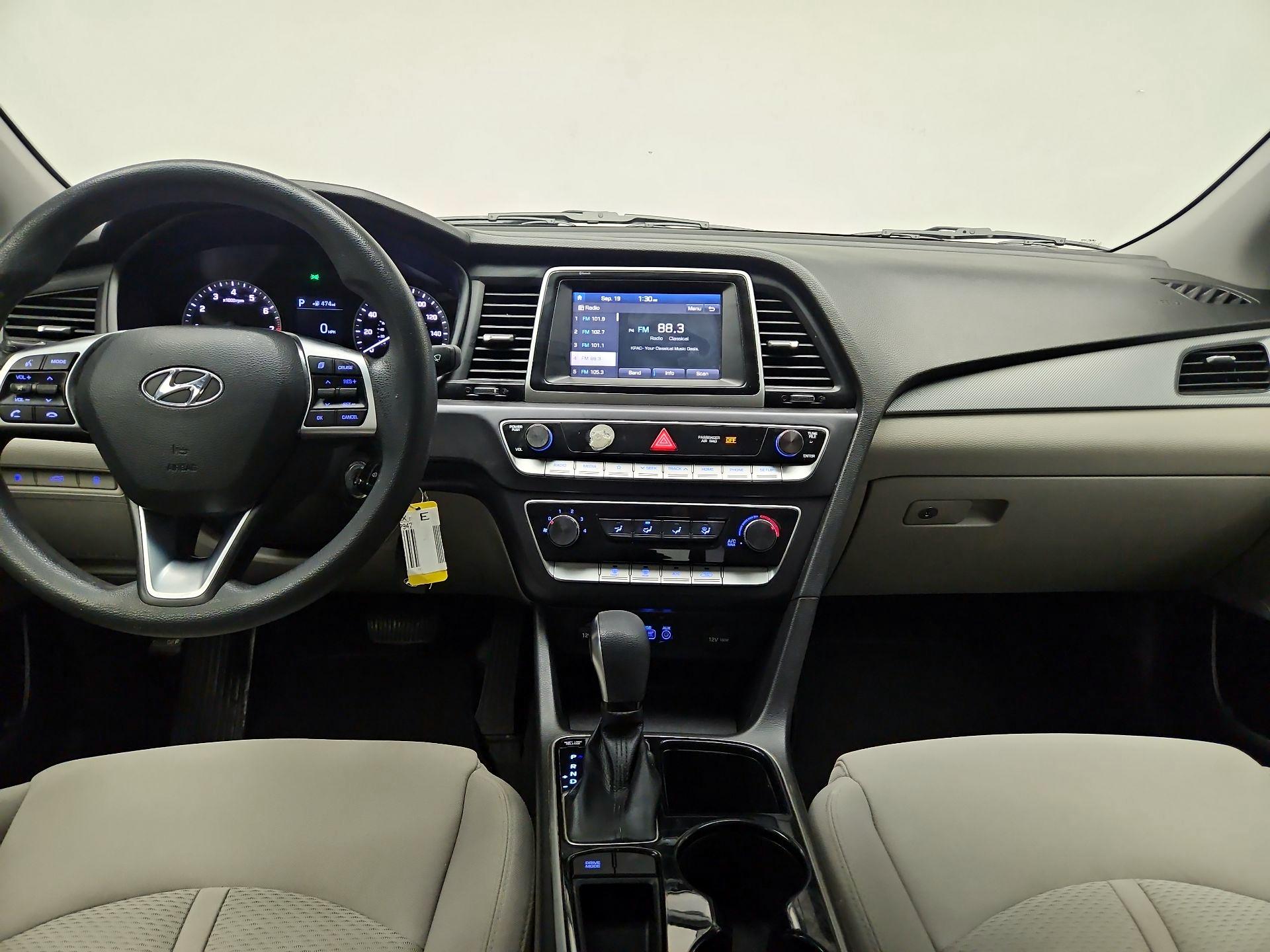 Thumbnail: 2019 Hyundai Sonata - 9