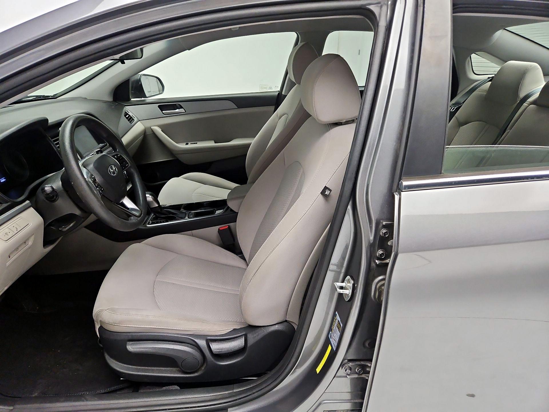 Thumbnail: 2019 Hyundai Sonata - 11