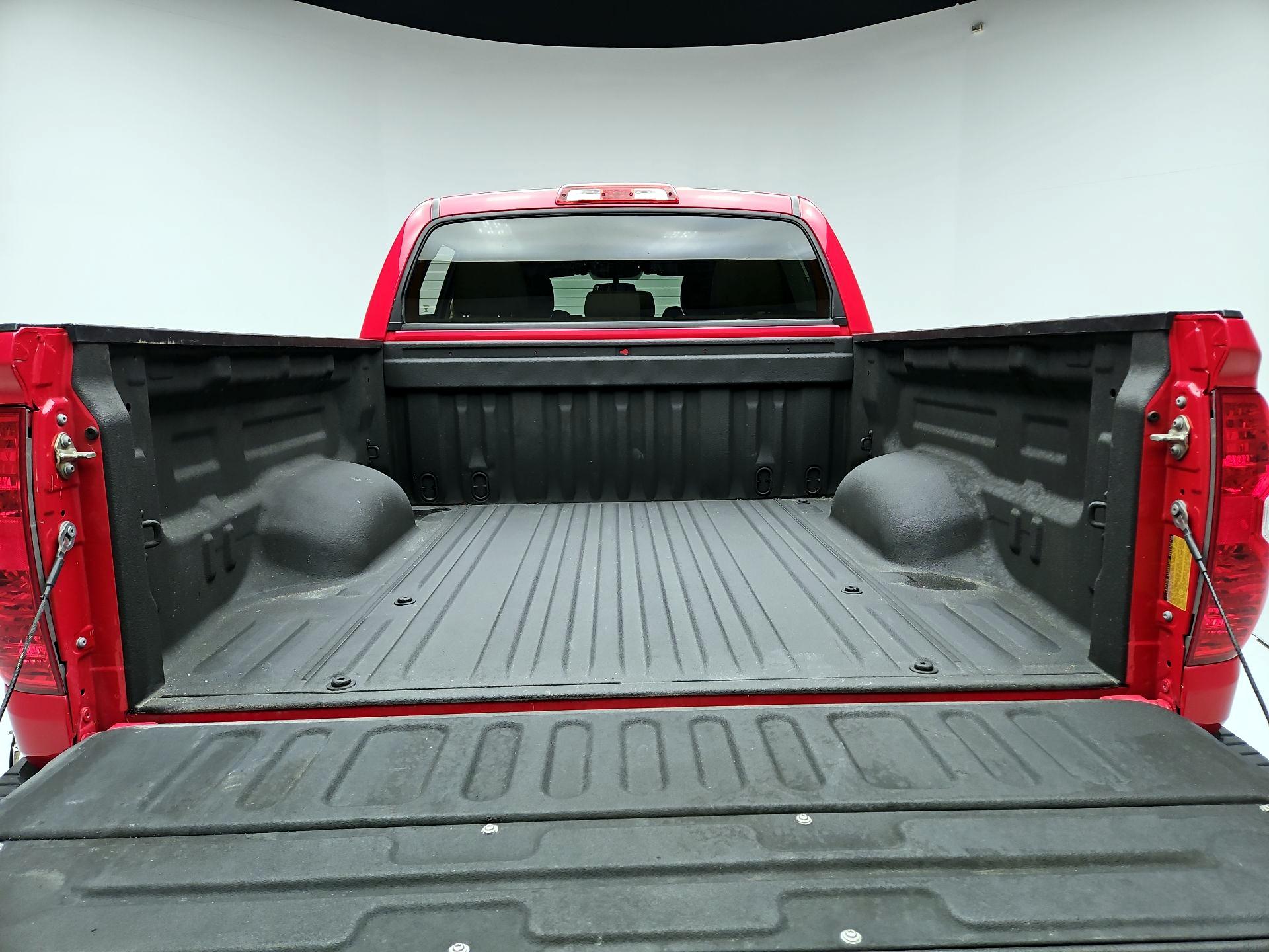 Thumbnail: 2016 Toyota Tundra - 20