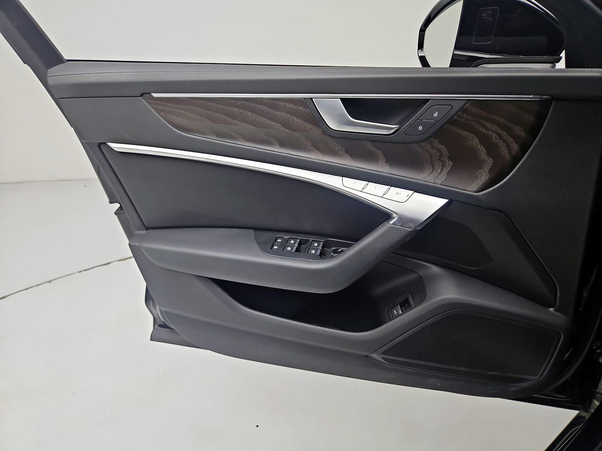 Thumbnail: 2021 Audi A6 - 12