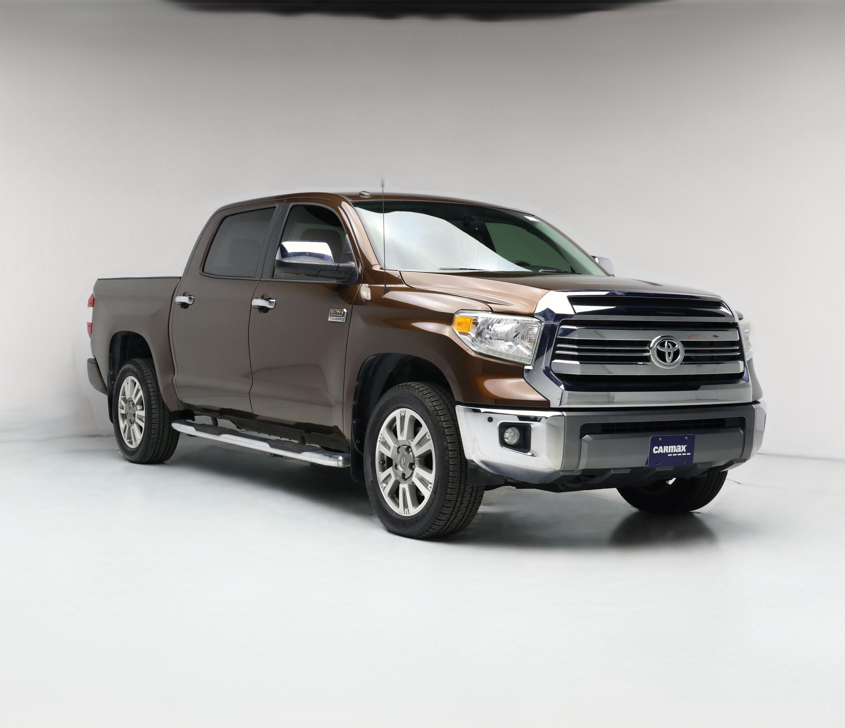 Thumbnail: 2017 Toyota Tundra - 1
