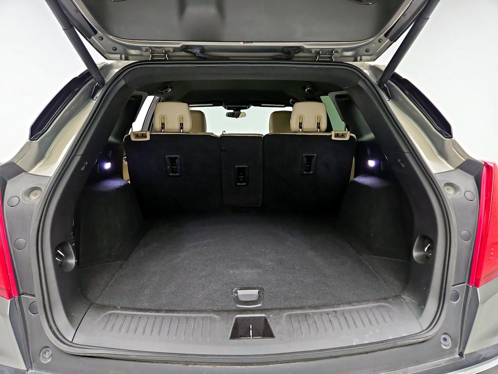 Thumbnail: 2018 Cadillac XT5 - 20