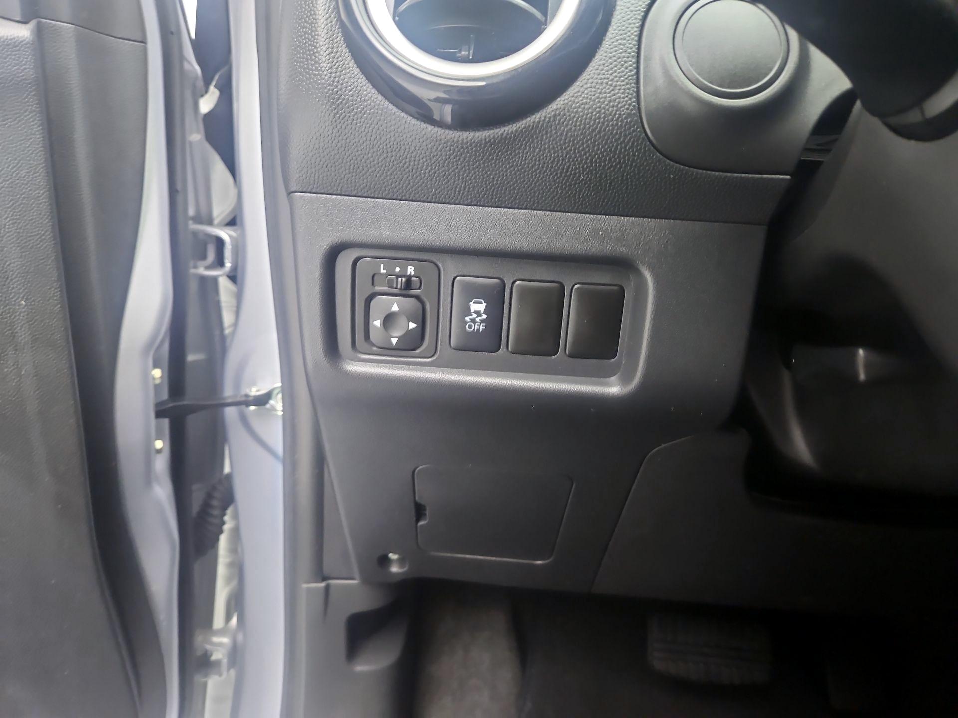 Thumbnail: 2020 Mitsubishi Mirage G4 - 13