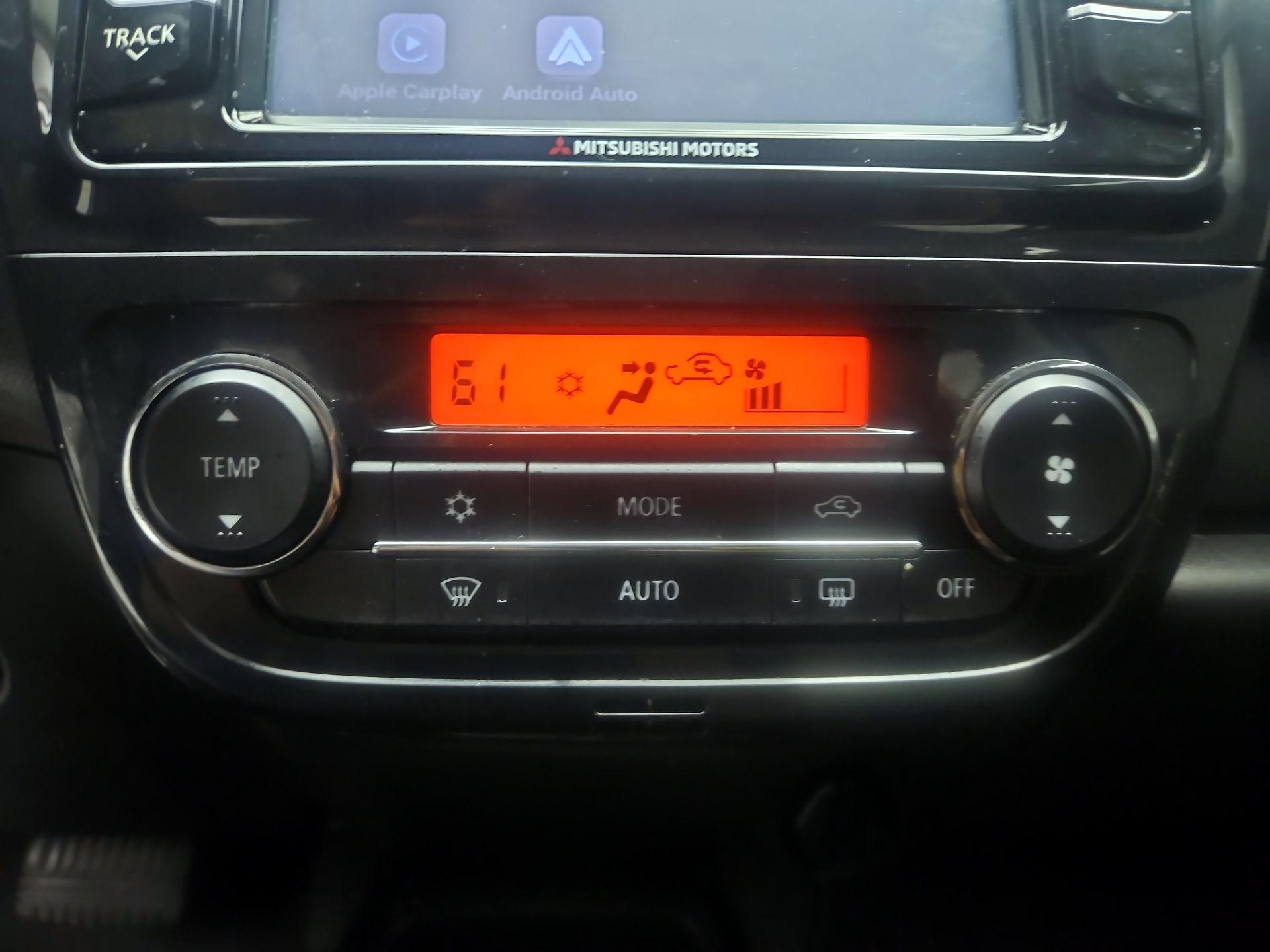 Thumbnail: 2020 Mitsubishi Mirage G4 - 16