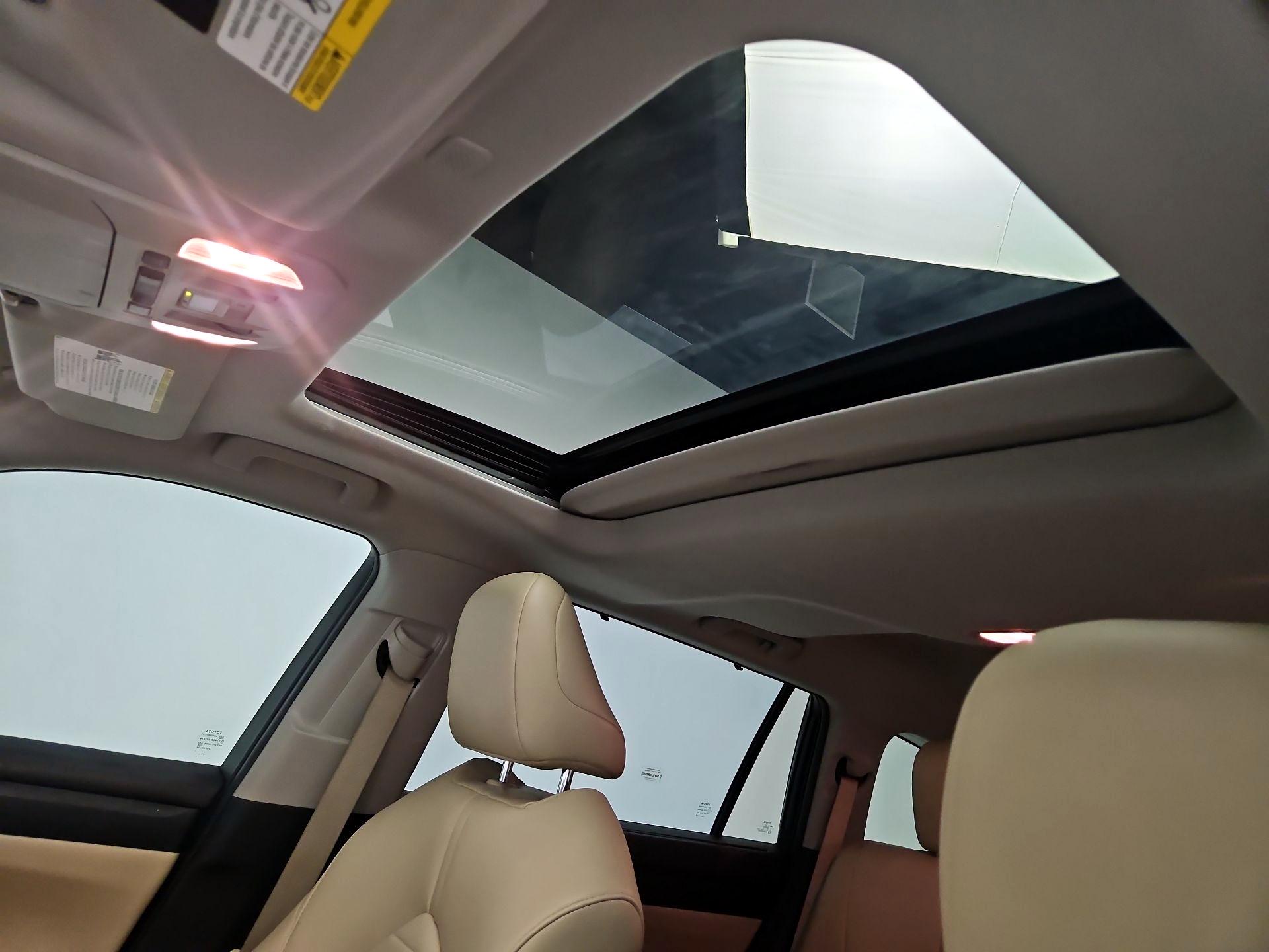 Thumbnail: 2020 Toyota Highlander - 19