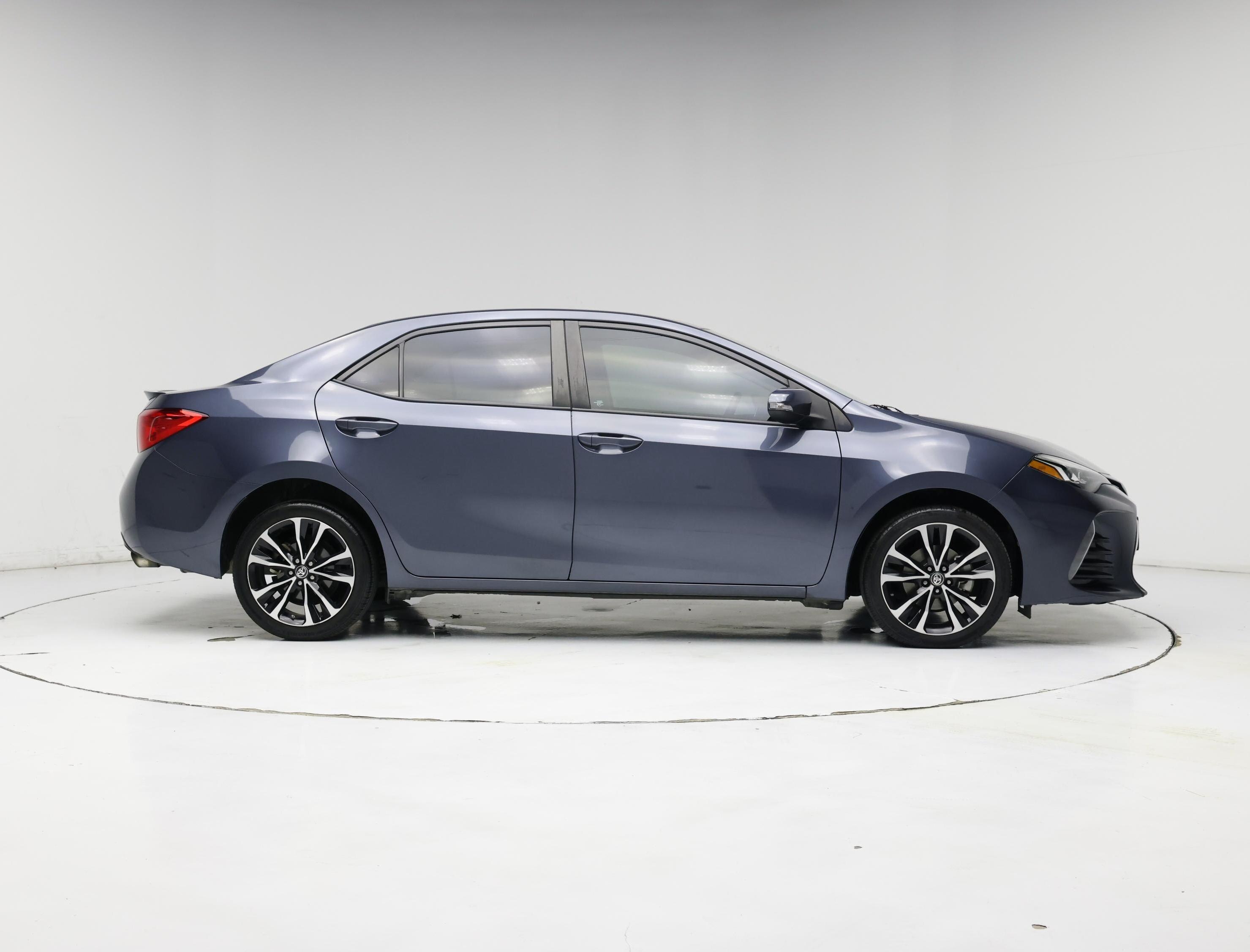 Thumbnail: 2017 Toyota Corolla - 7