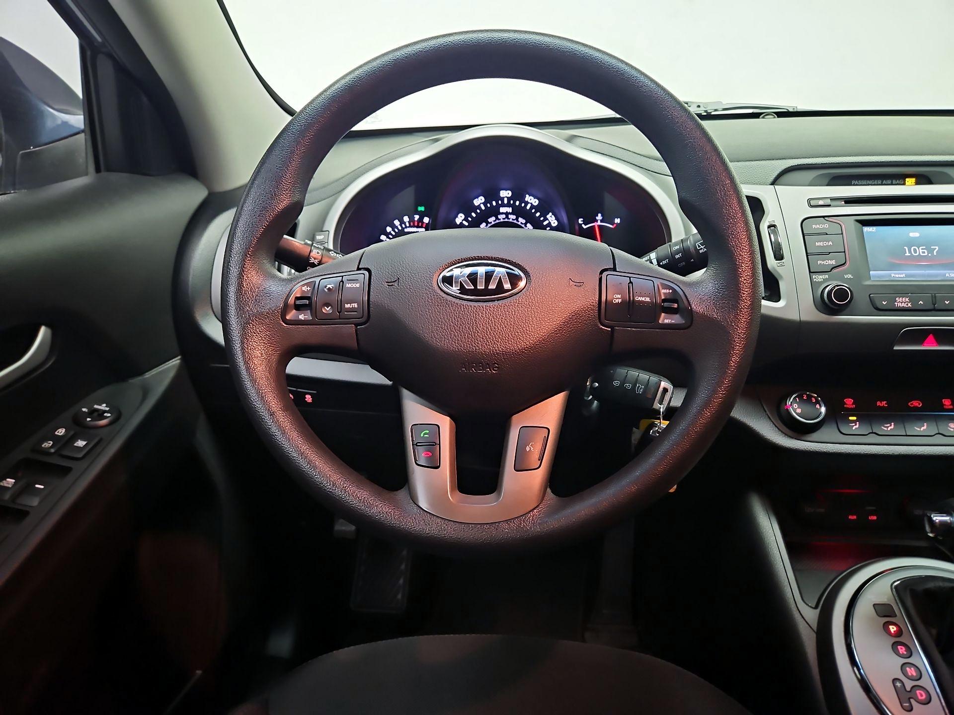 Thumbnail: 2016 Kia Sportage - 10