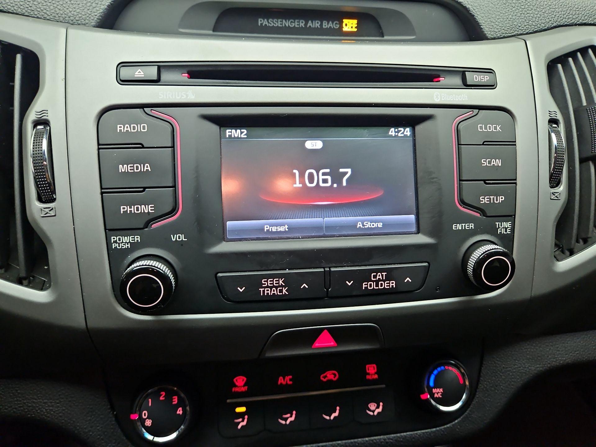 Thumbnail: 2016 Kia Sportage - 15