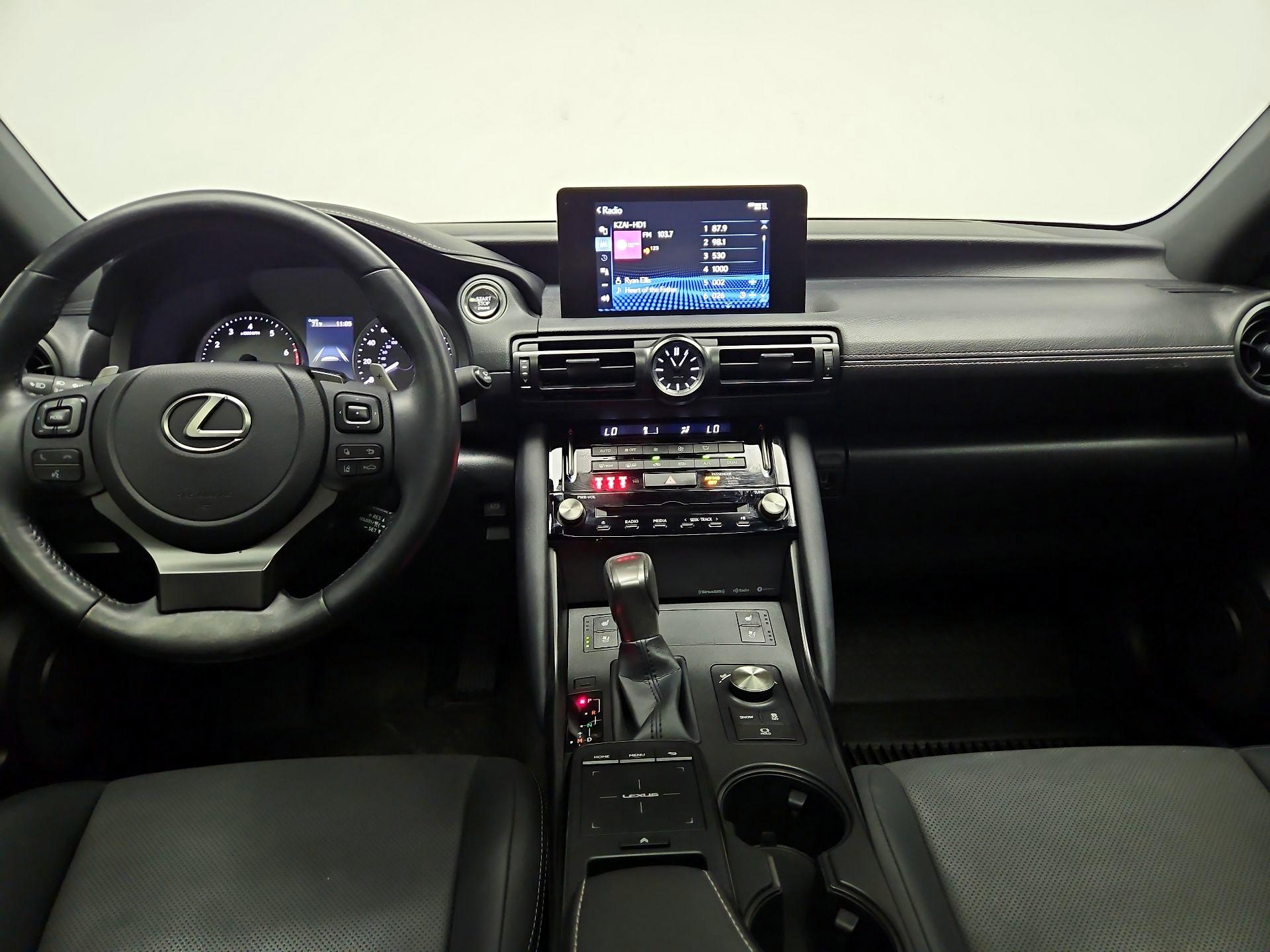 Thumbnail: 2023 Lexus IS - 9