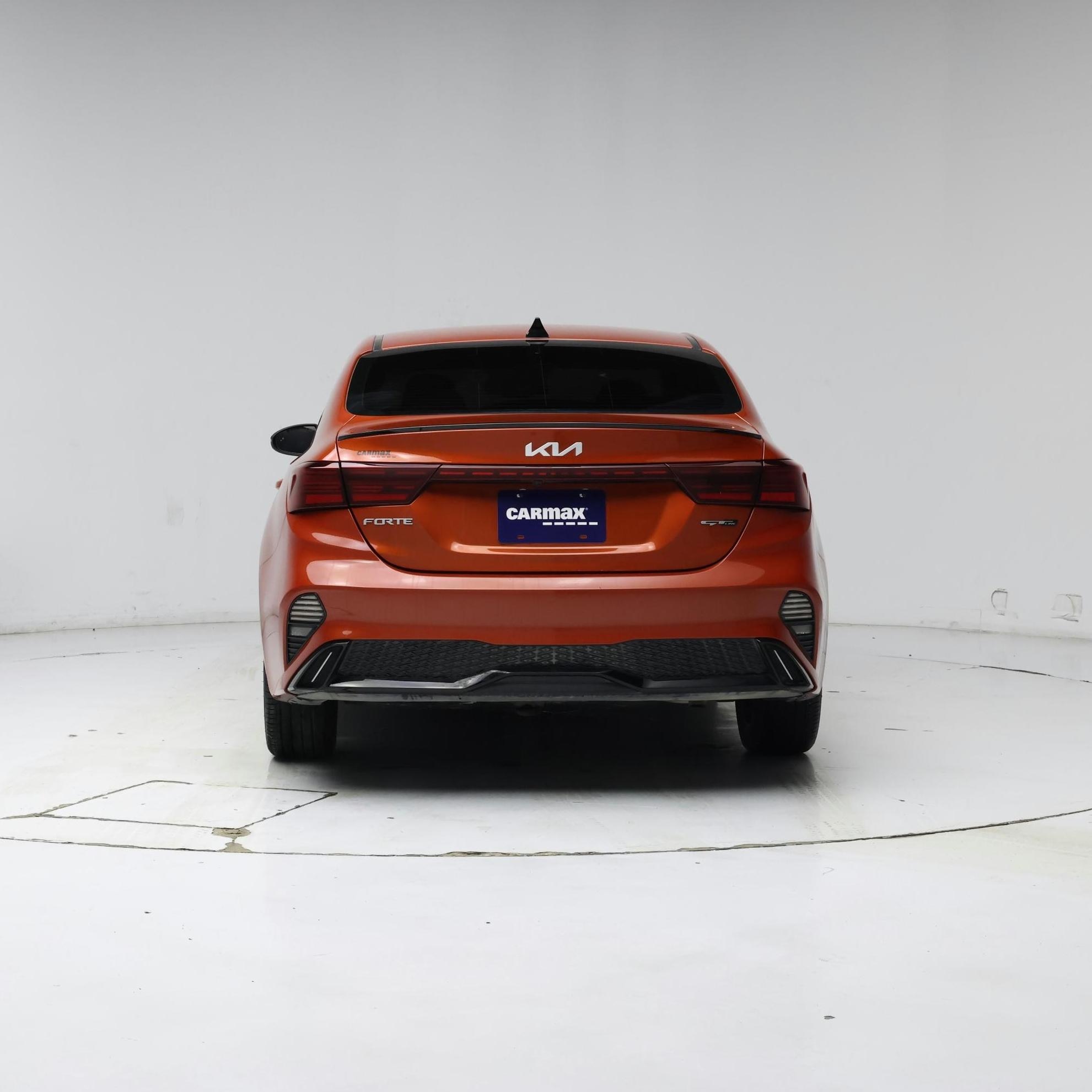 Thumbnail: 2023 Kia Forte - 6