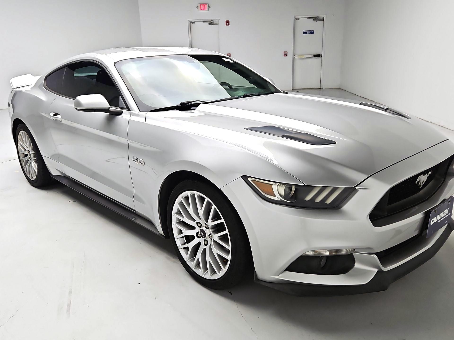 Thumbnail: 2017 Ford Mustang - 1