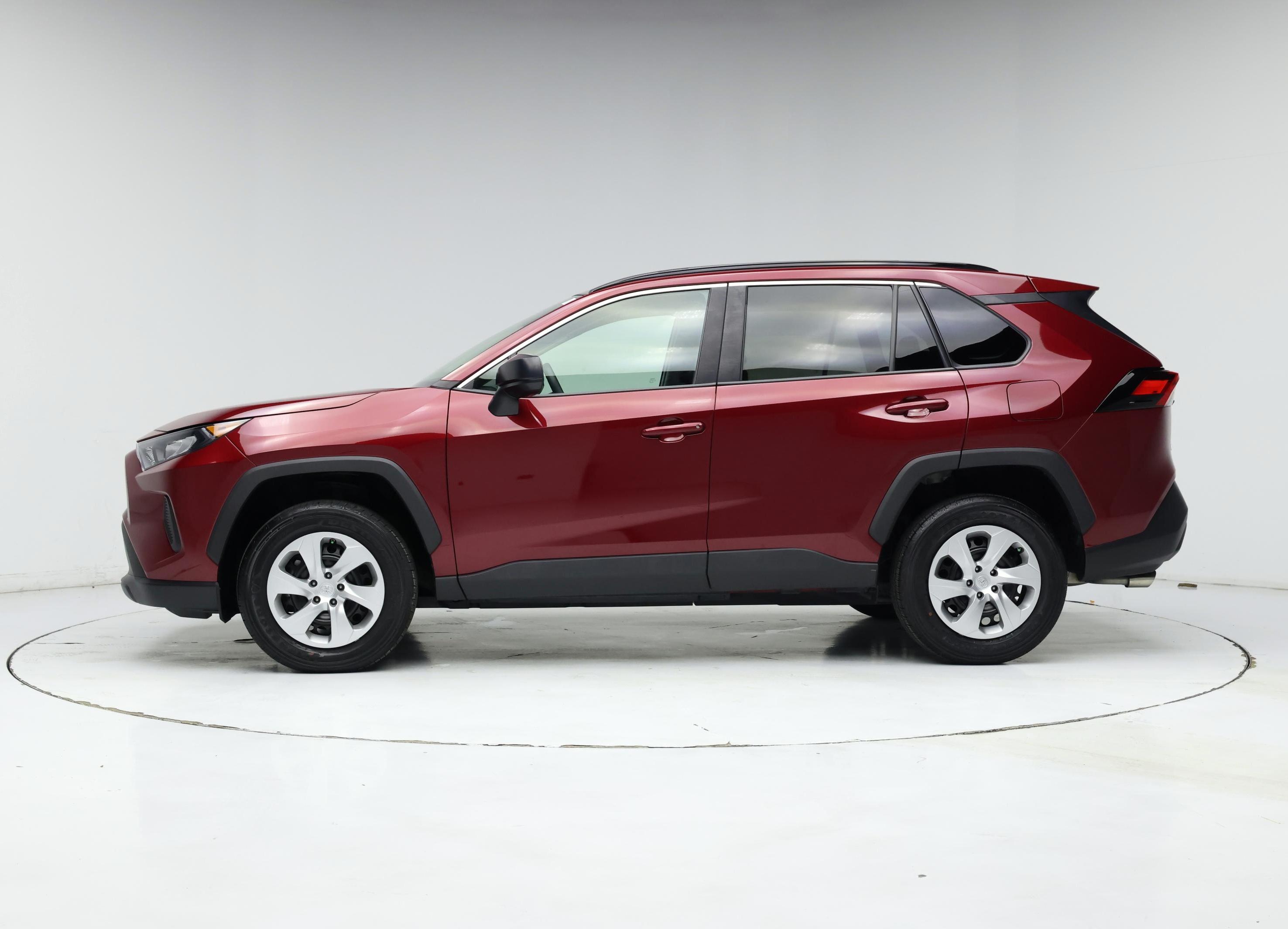 Thumbnail: 2021 Toyota RAV4 - 3