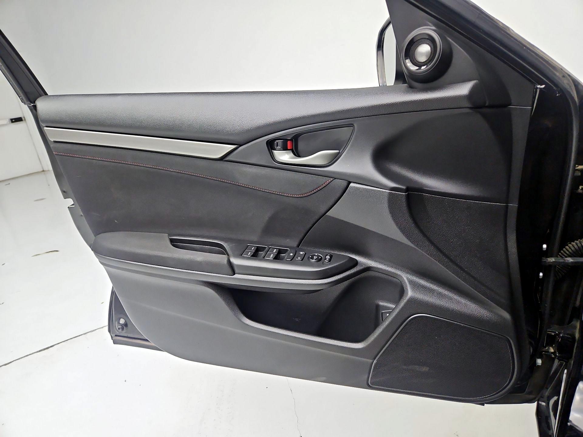 Thumbnail: 2018 Honda Civic - 12