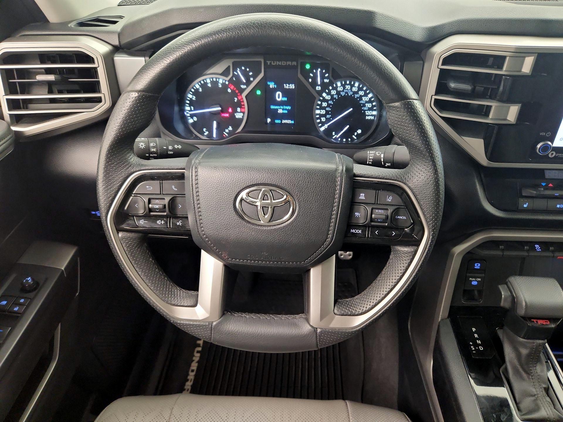 Thumbnail: 2022 Toyota Tundra - 10
