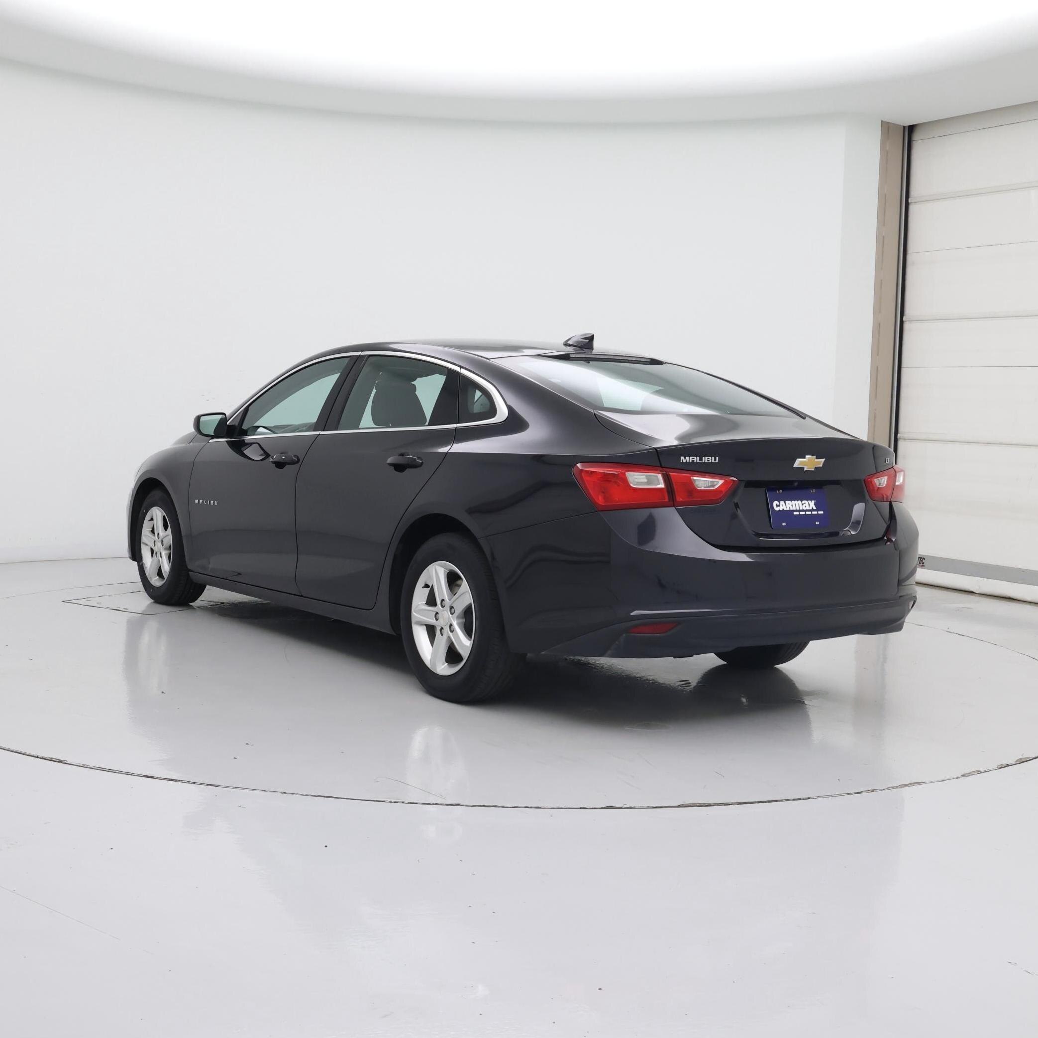 Thumbnail: 2023 Chevrolet Malibu - 2