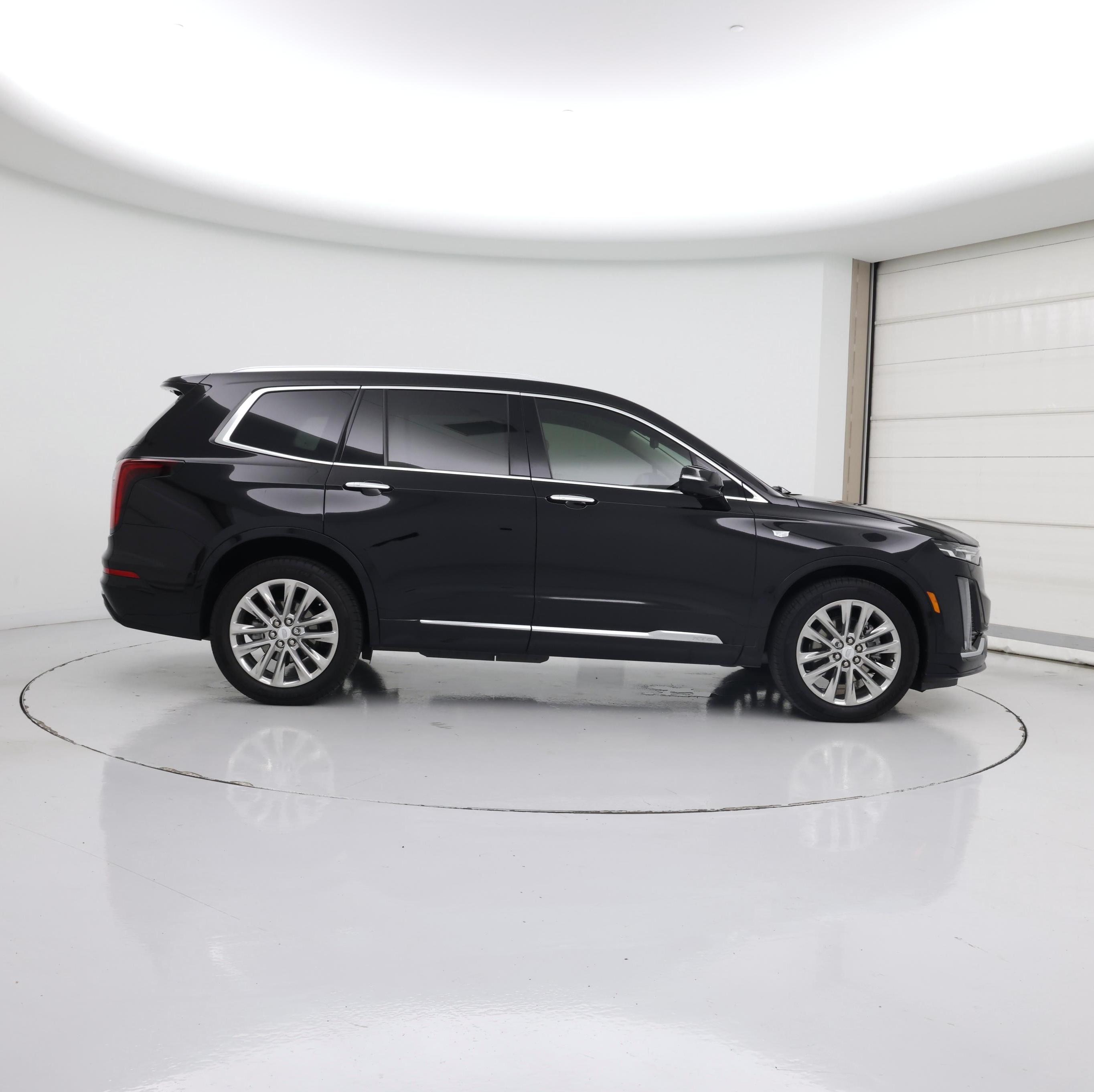 Thumbnail: 2023 Cadillac XT6 - 7