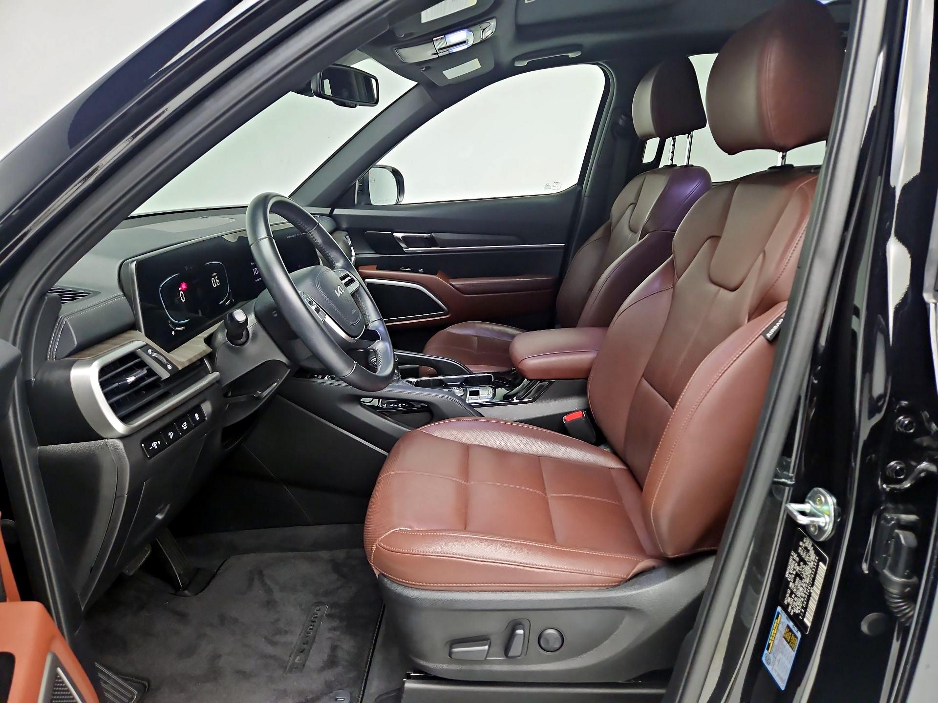 Thumbnail: 2023 Kia Telluride - 11