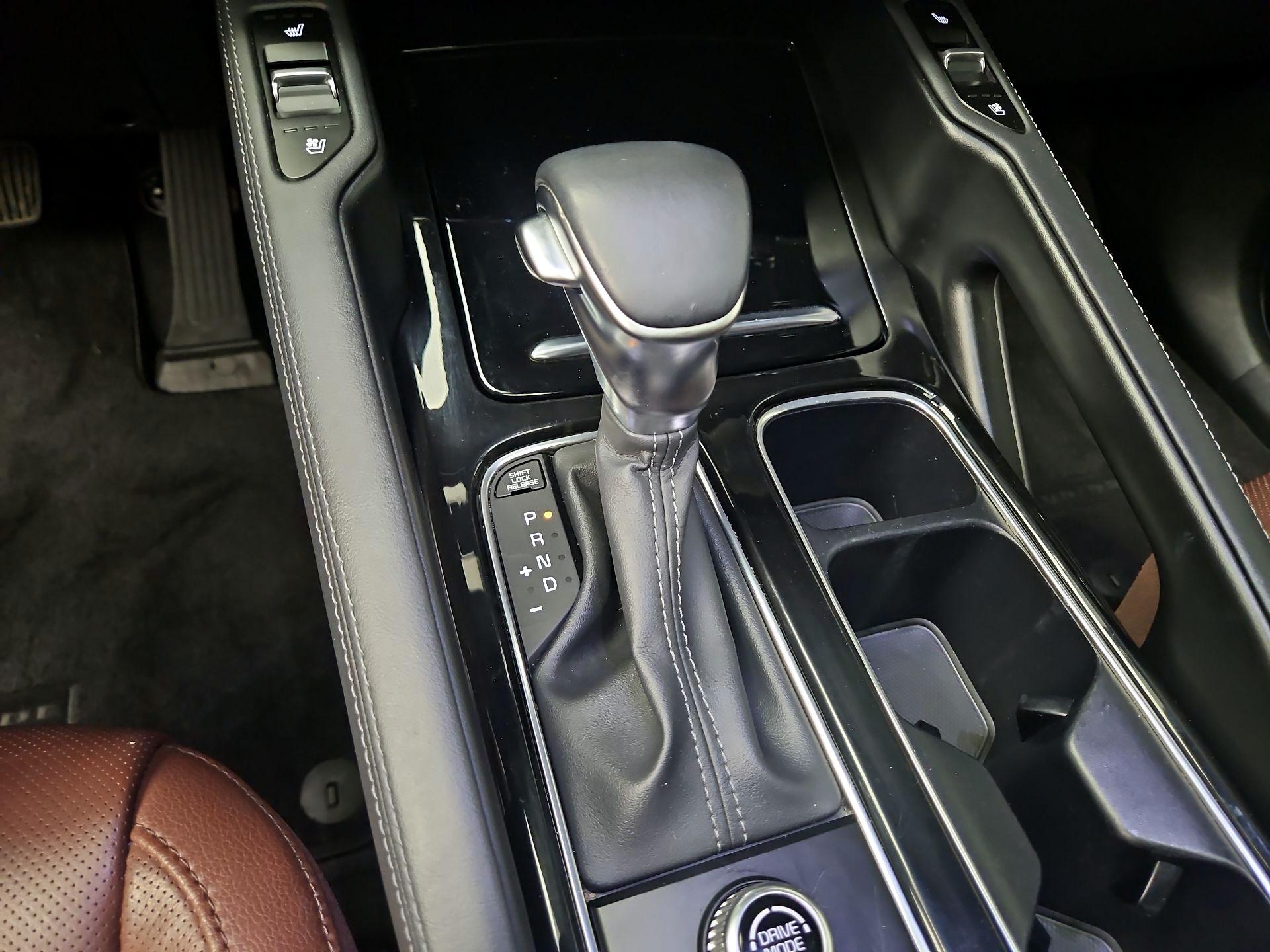 Thumbnail: 2023 Kia Telluride - 18