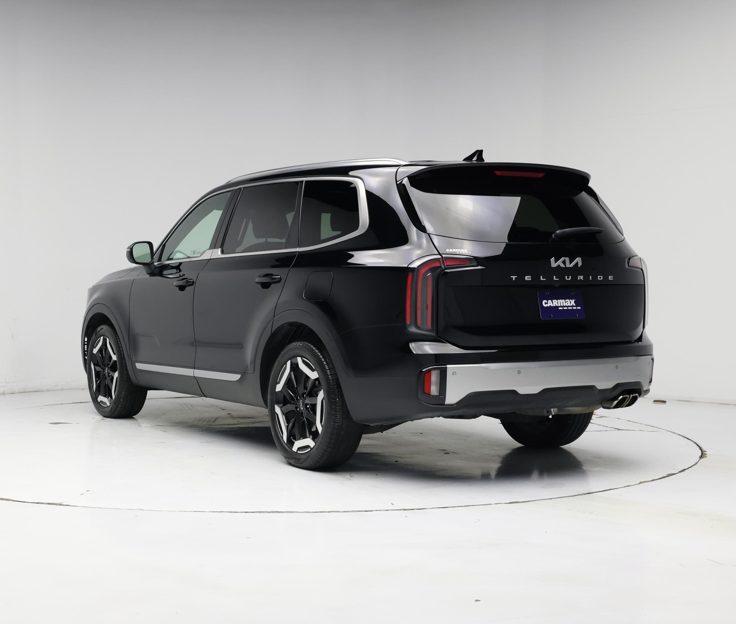 Thumbnail: 2023 Kia Telluride - 2