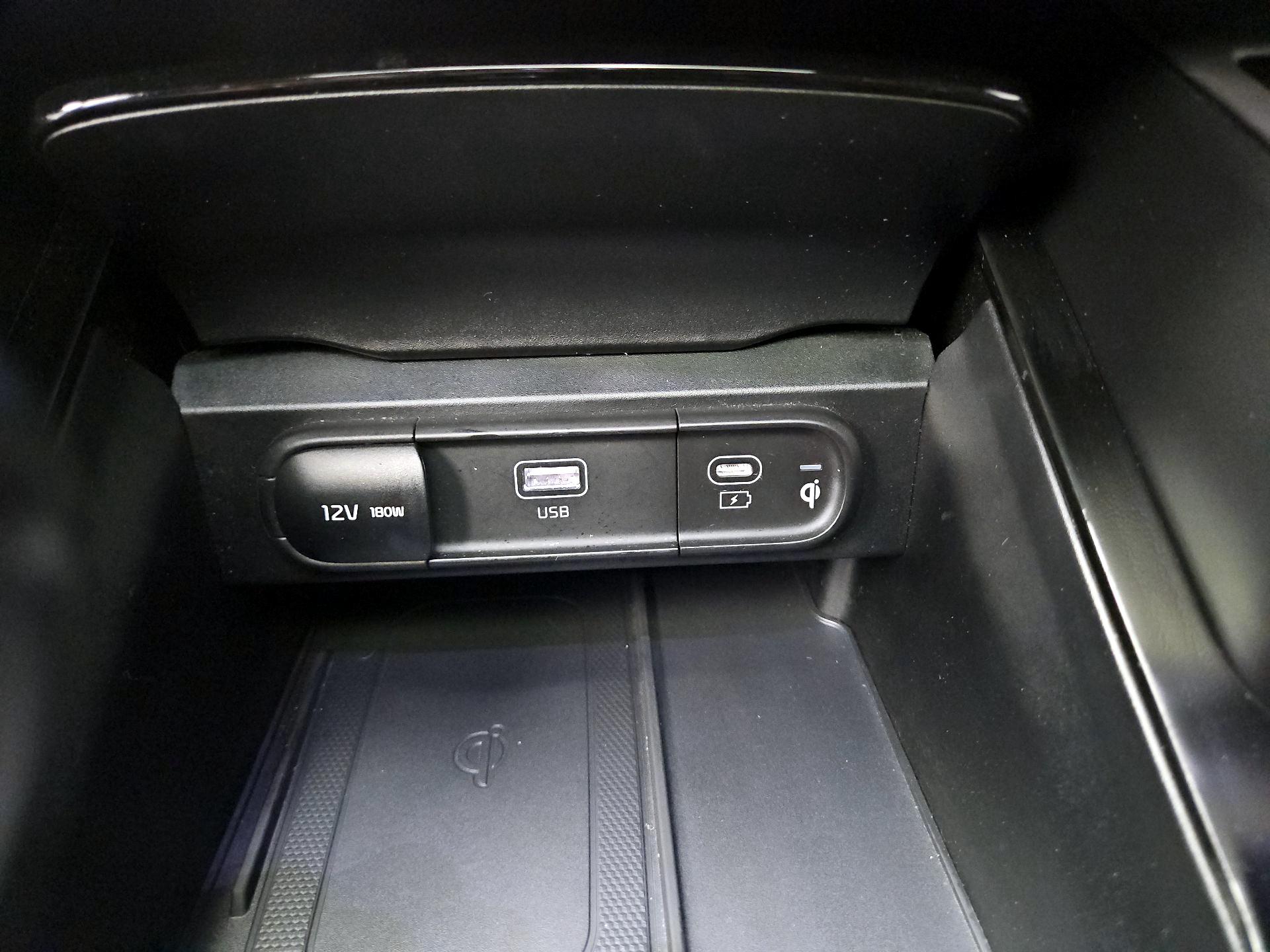 Thumbnail: 2023 Kia Telluride - 19