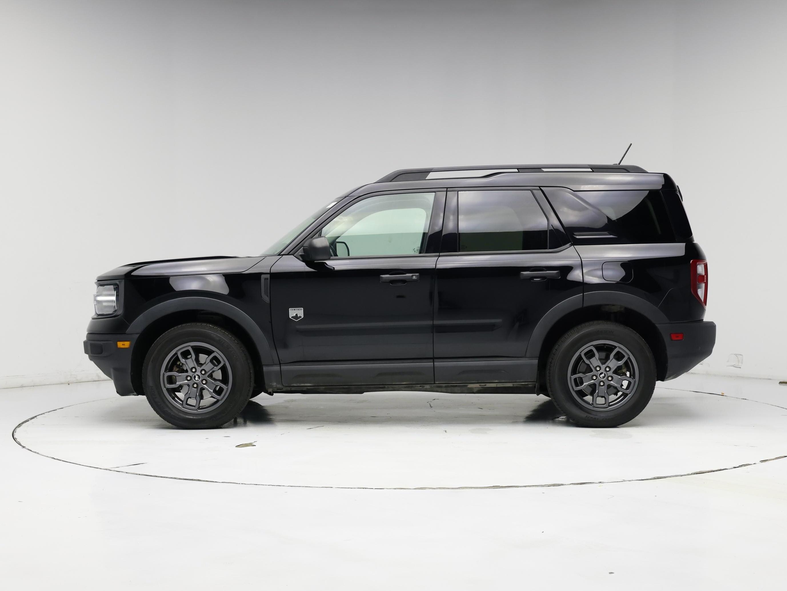 Thumbnail: 2022 Ford Bronco Sport - 3