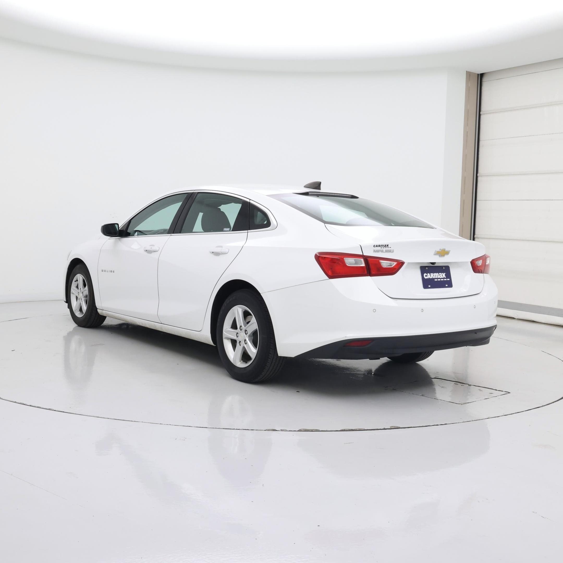 Thumbnail: 2020 Chevrolet Malibu - 2