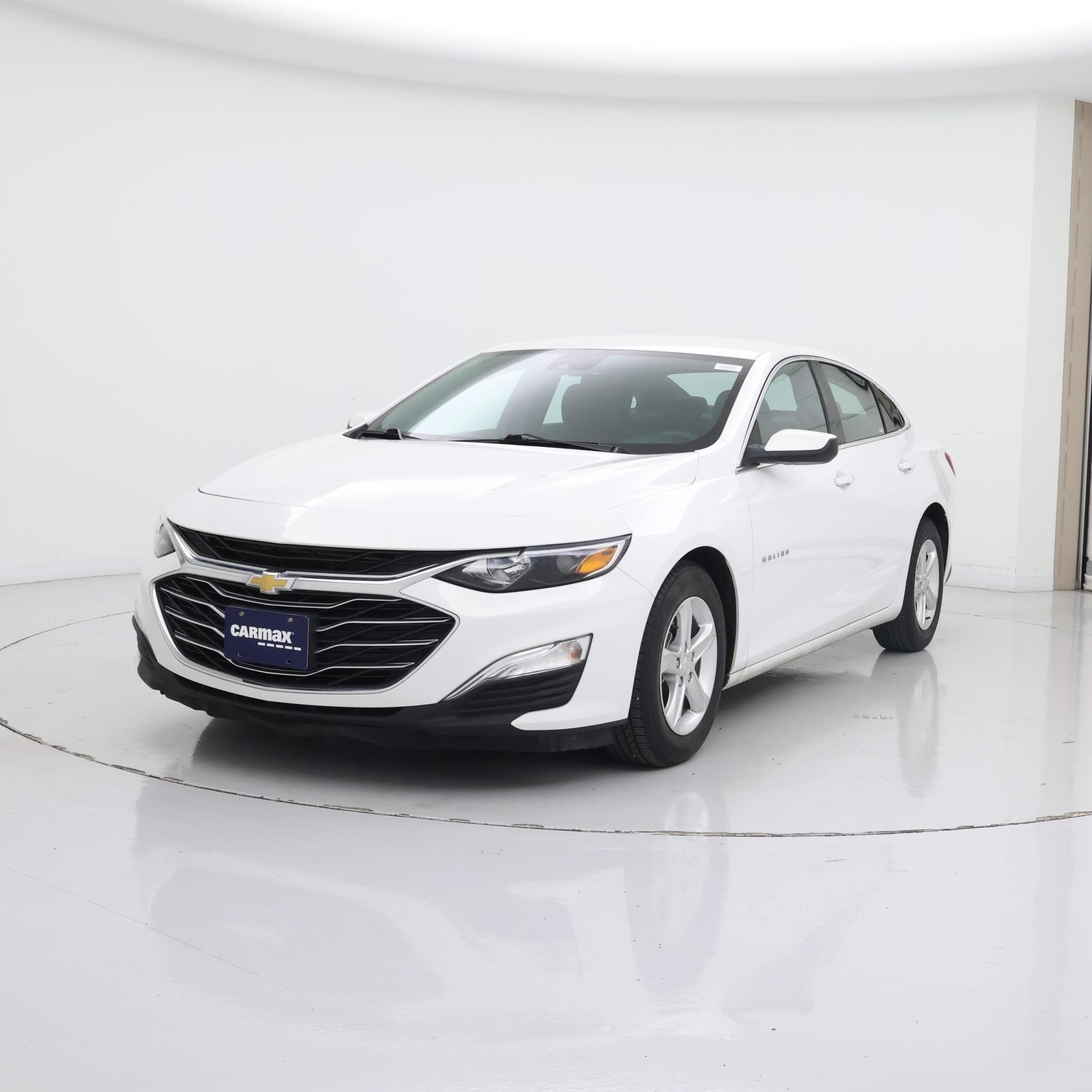 Thumbnail: 2020 Chevrolet Malibu - 4