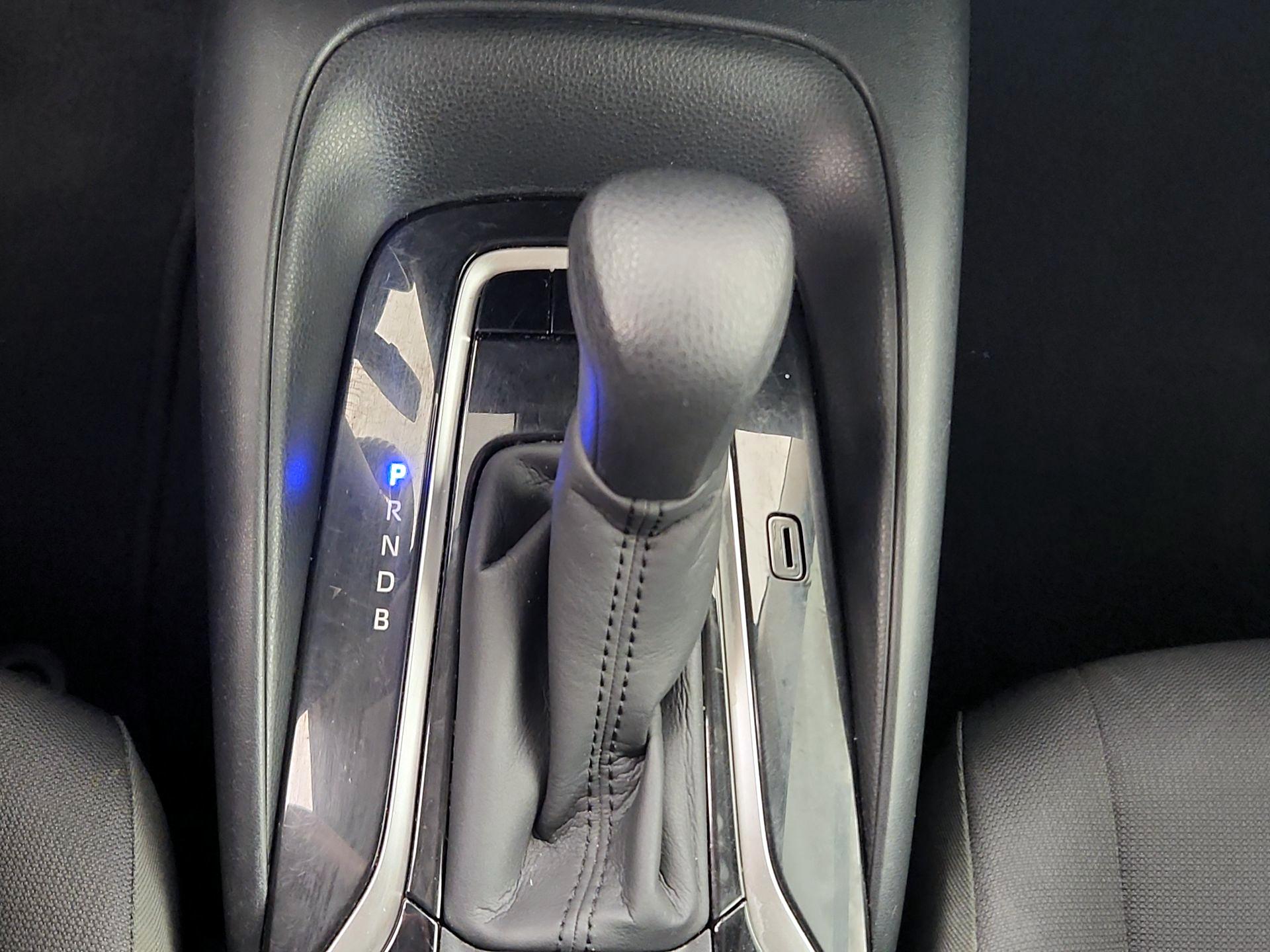 Thumbnail: 2021 Toyota Corolla - 17