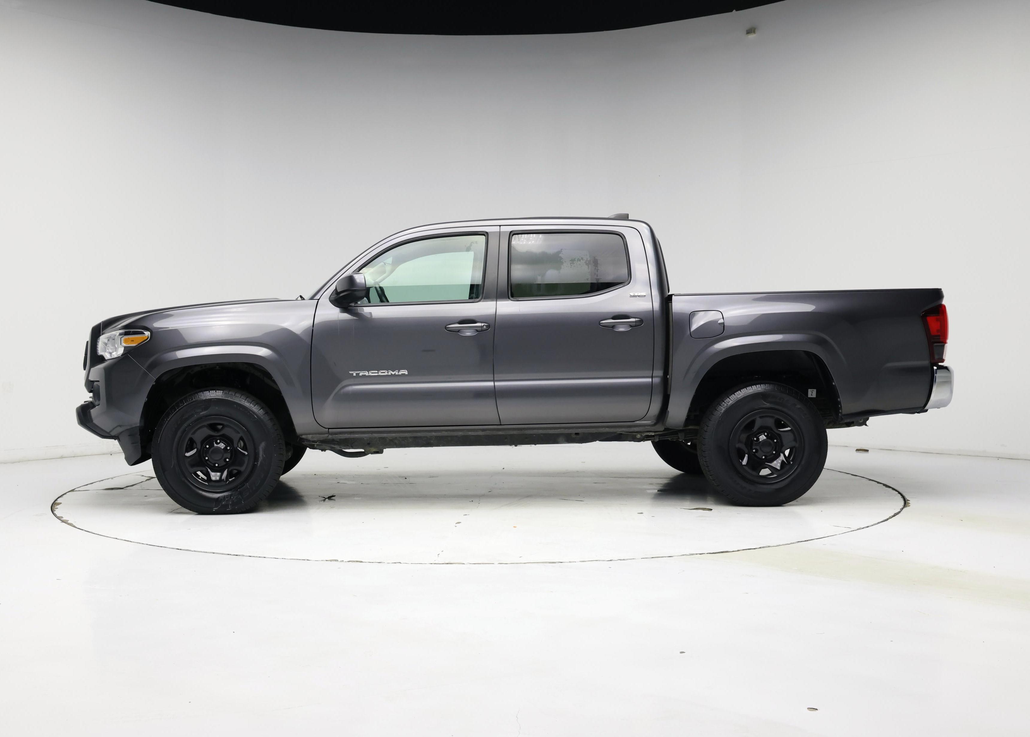 Thumbnail: 2022 Toyota Tacoma - 3