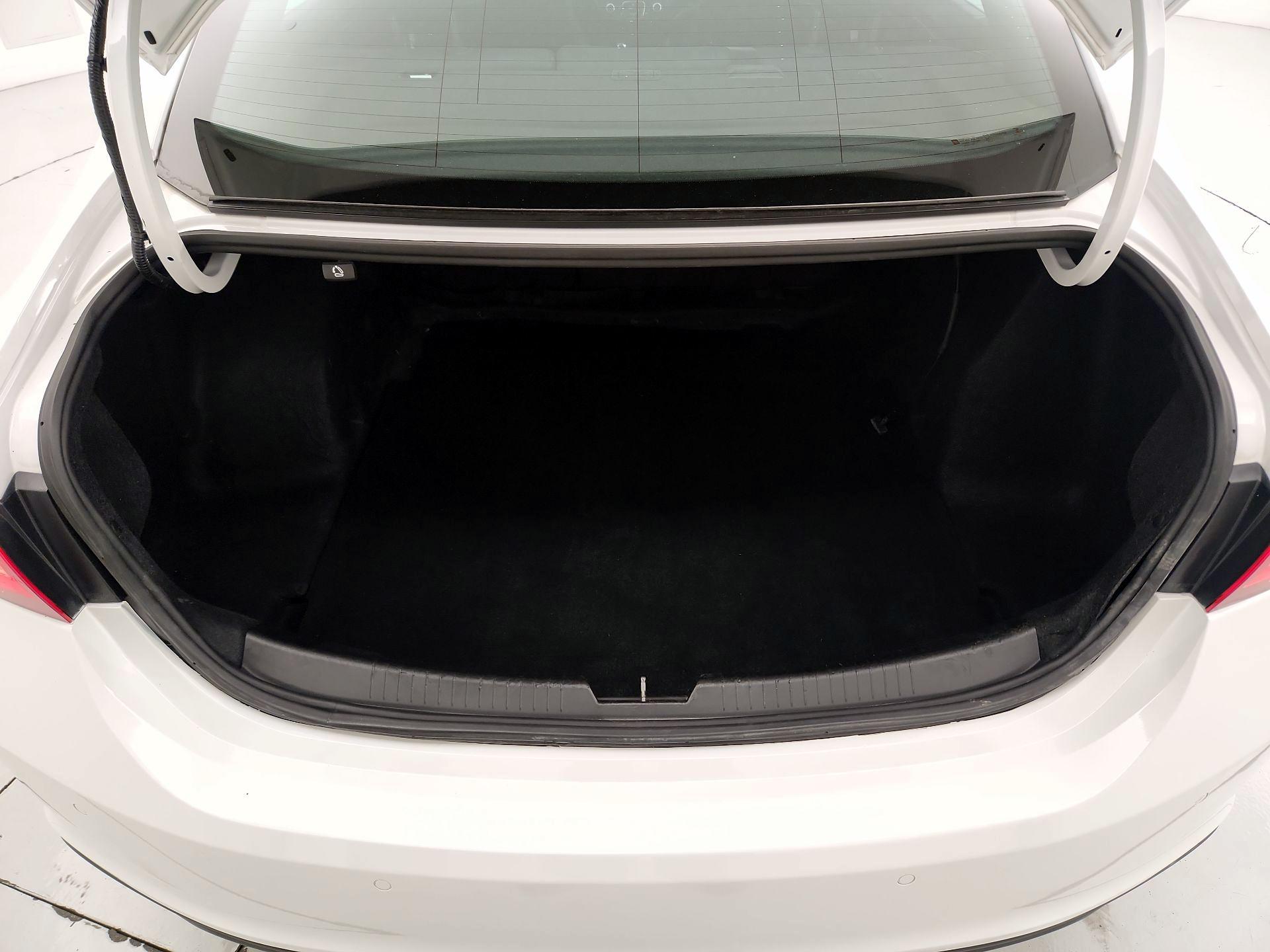Thumbnail: 2020 Chevrolet Malibu - 20